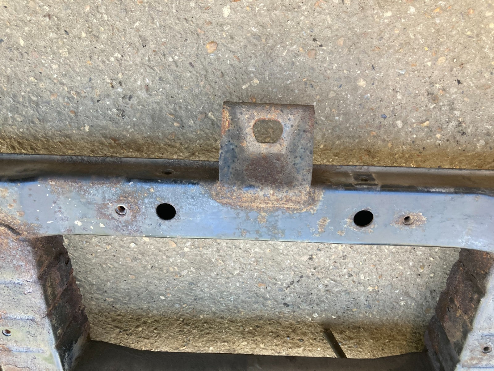 47678233