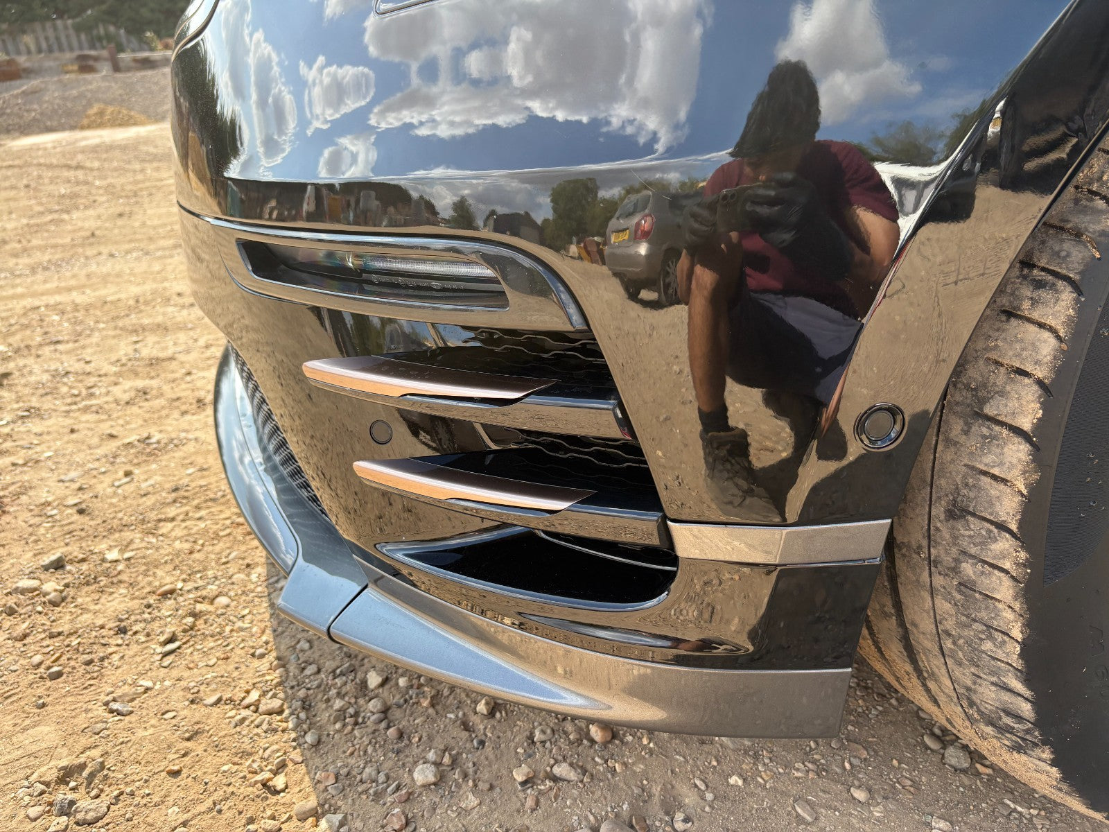 47716312