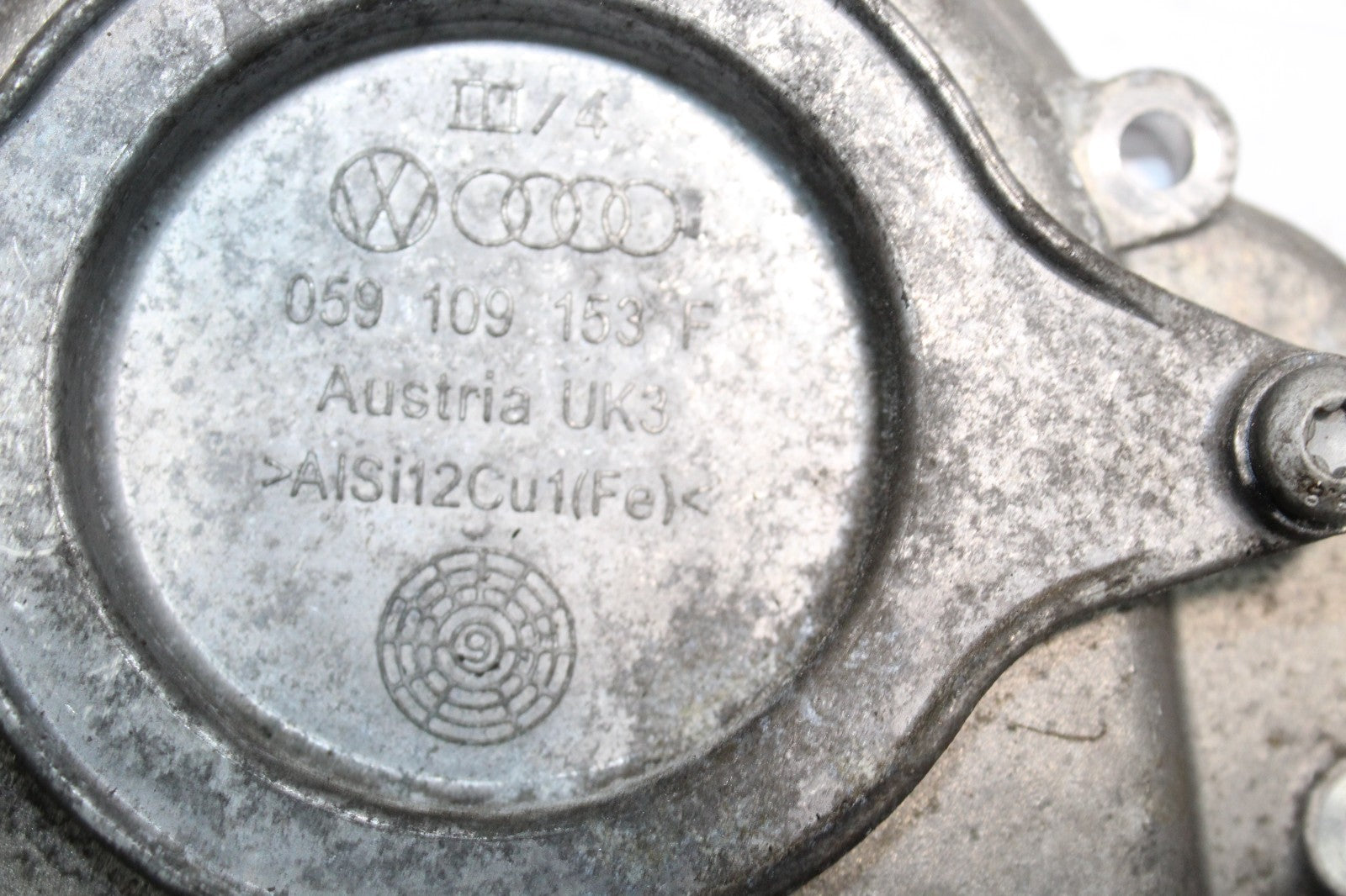 47900092