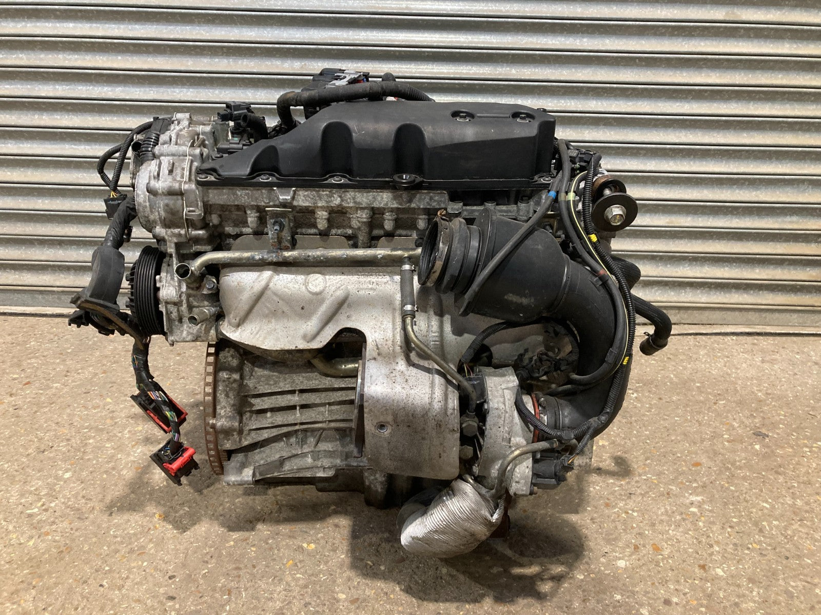 47762043