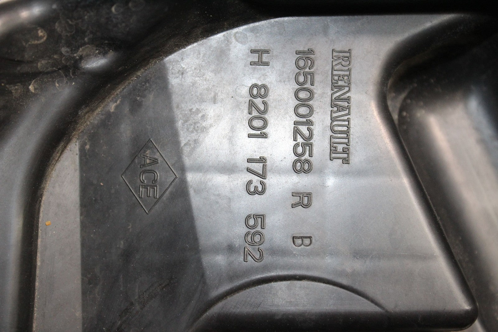 47743754