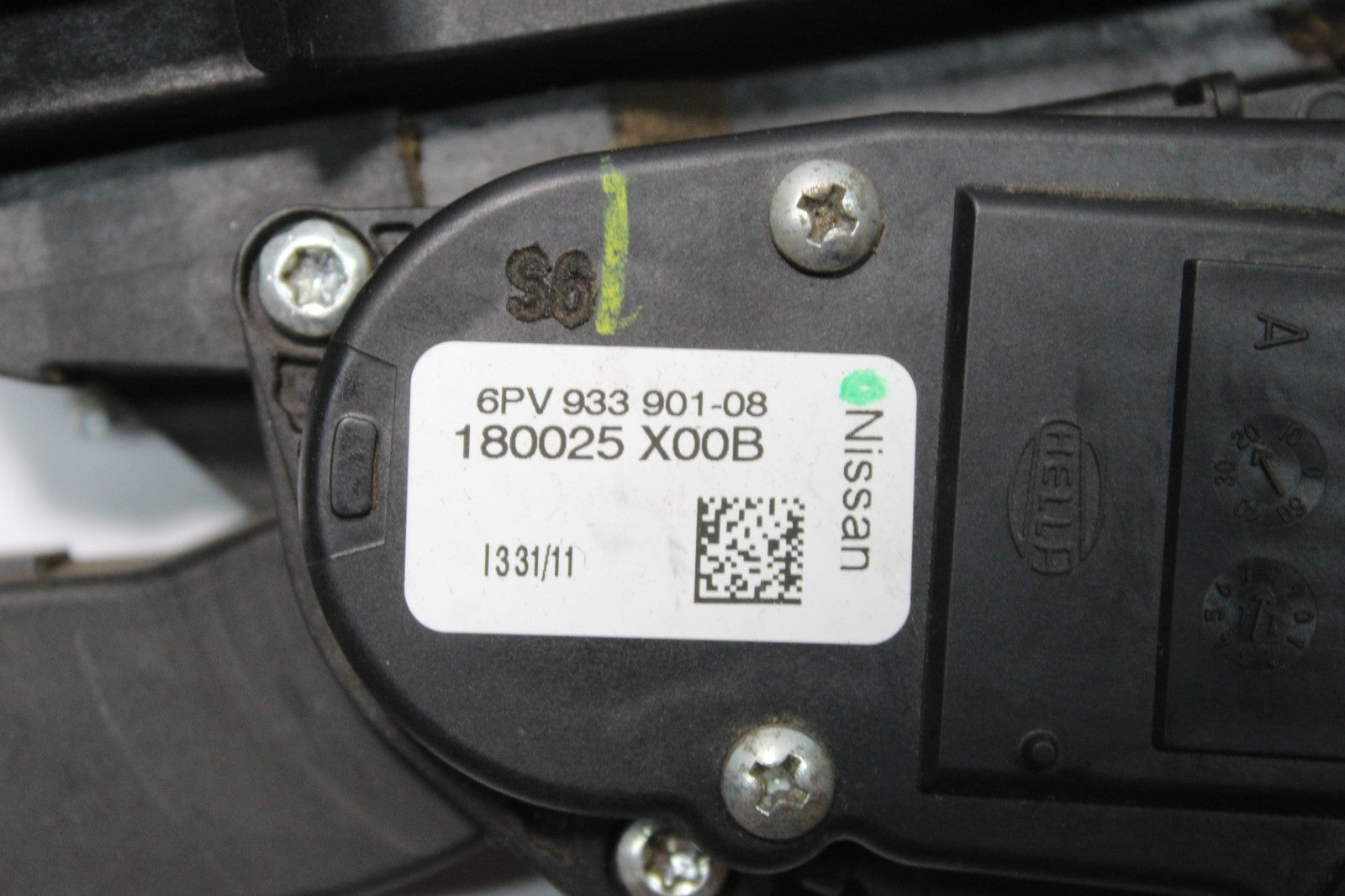 47671299