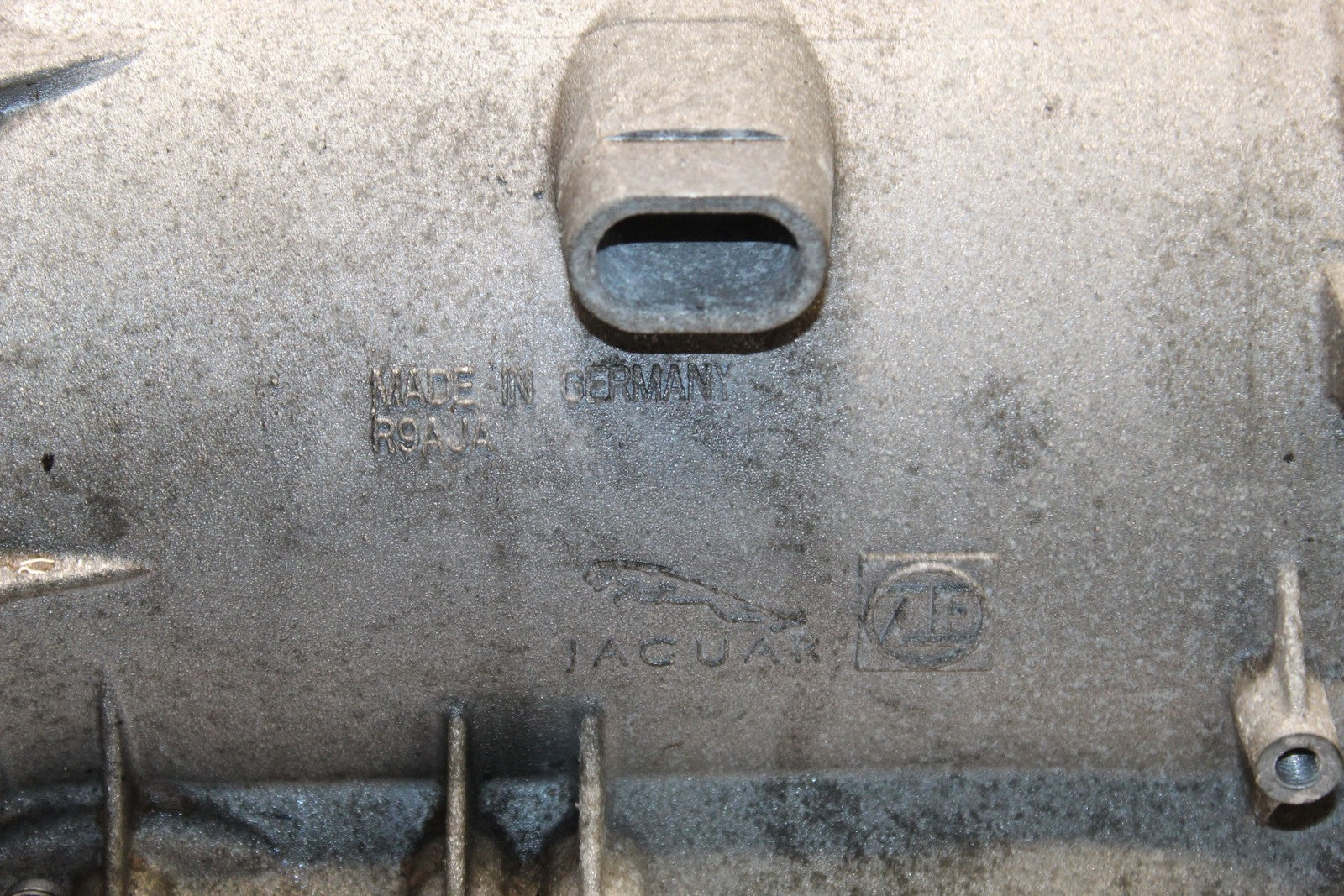 47670984