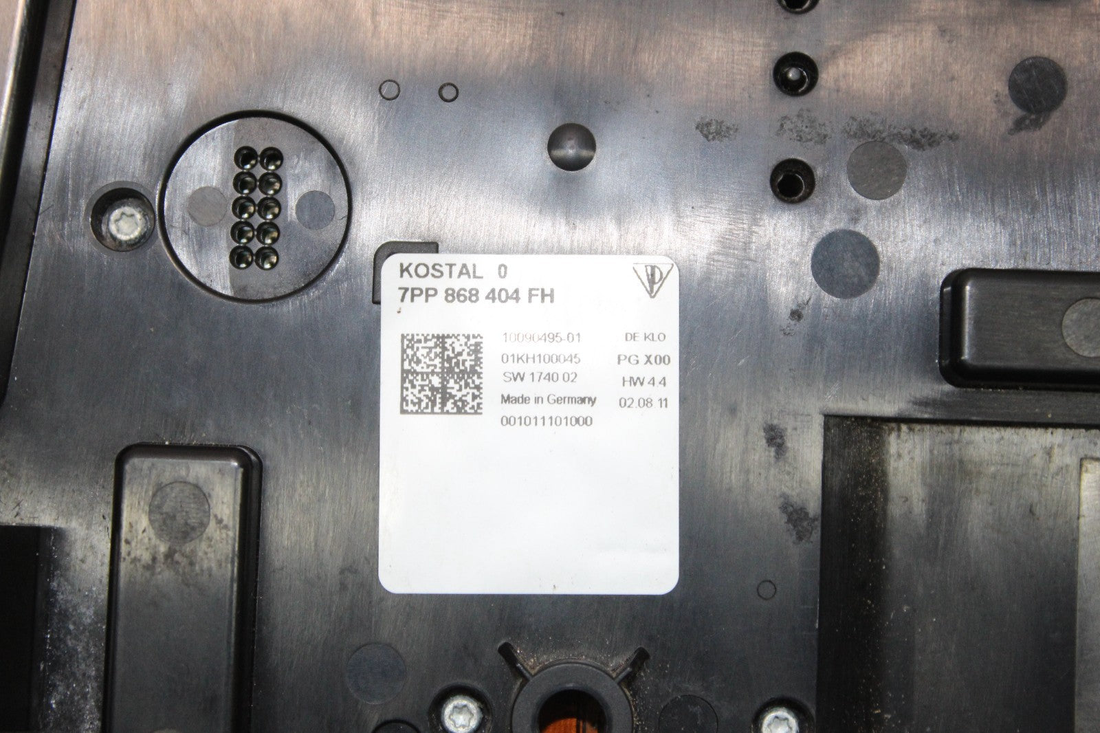 47076492