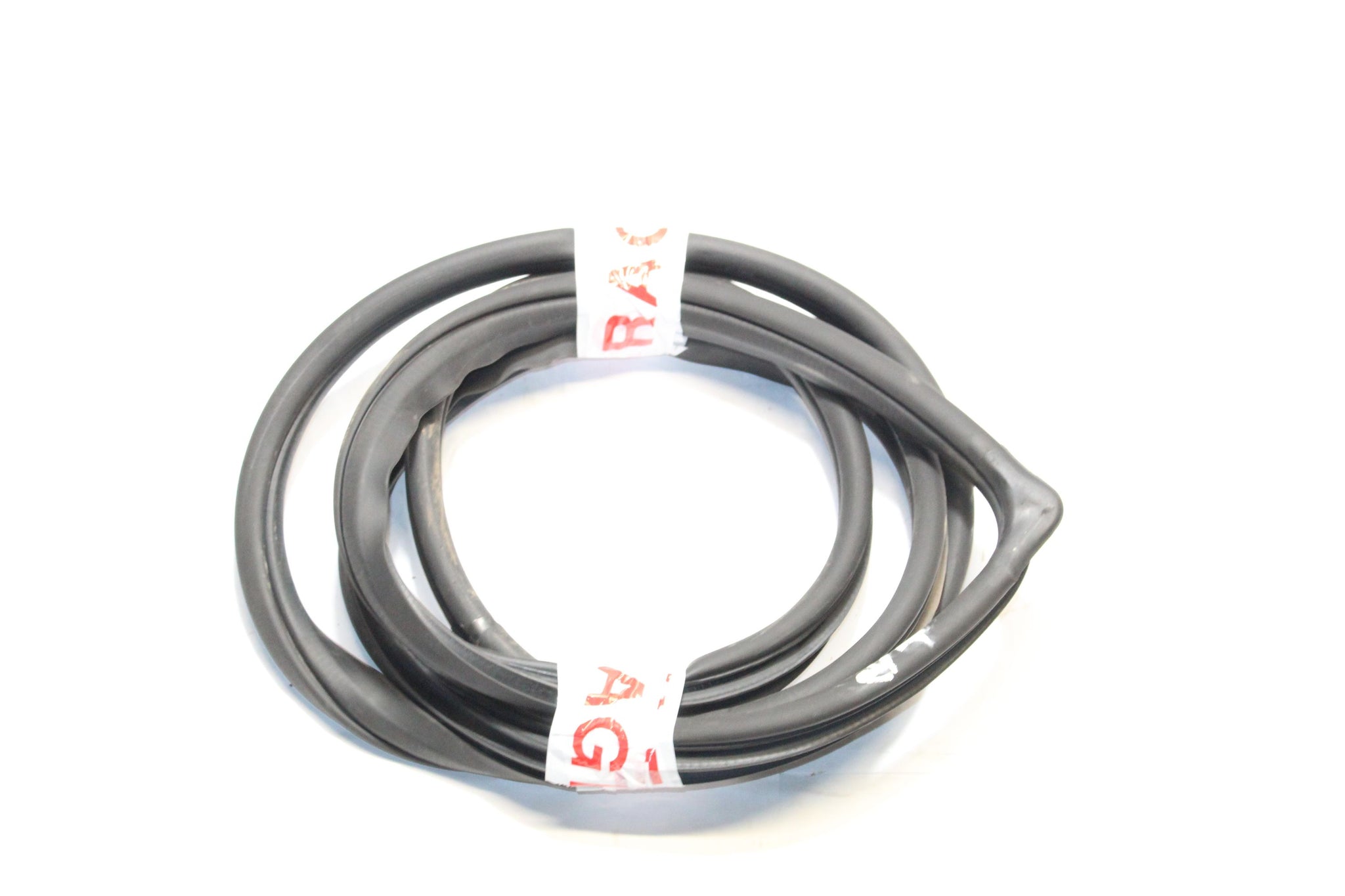 2015 SSANGYONG KORANDO Left side Rear Door Seal Rubber