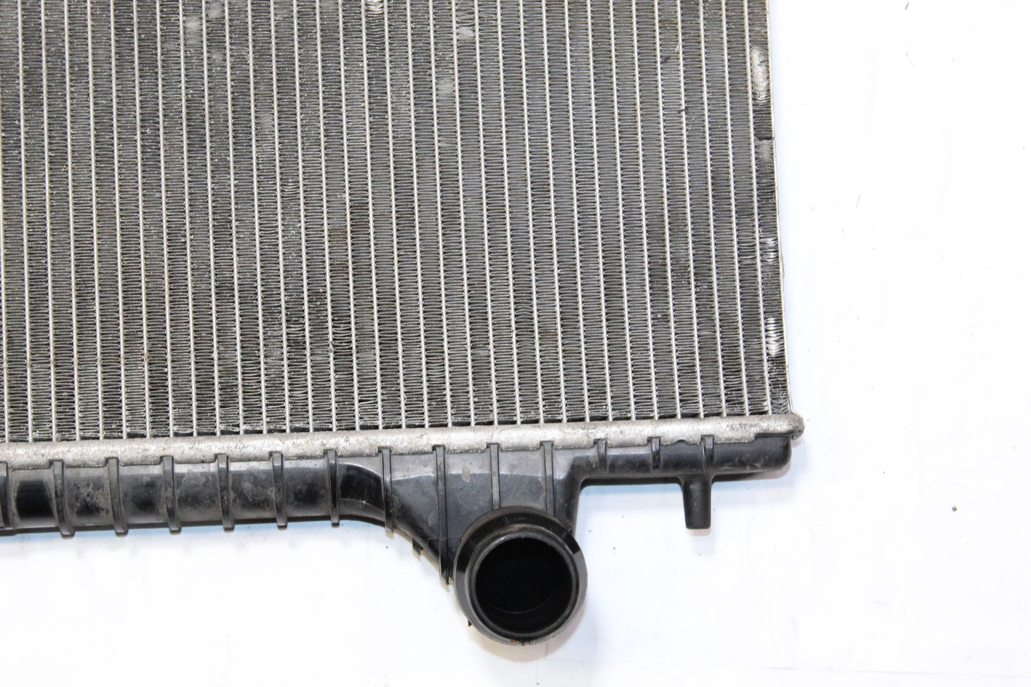 2015 JAGUAR XE 2.0 Diesel Automatic Radiator GX73-8005-DC