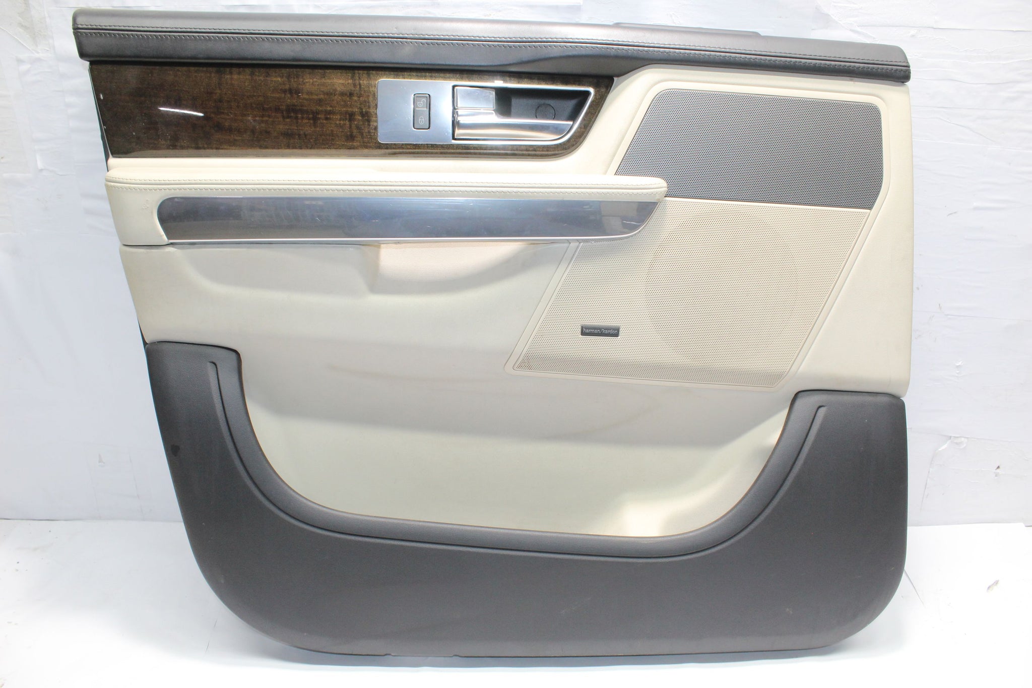 2010 RANGE ROVER SPORT L320 Left side Front Door Card