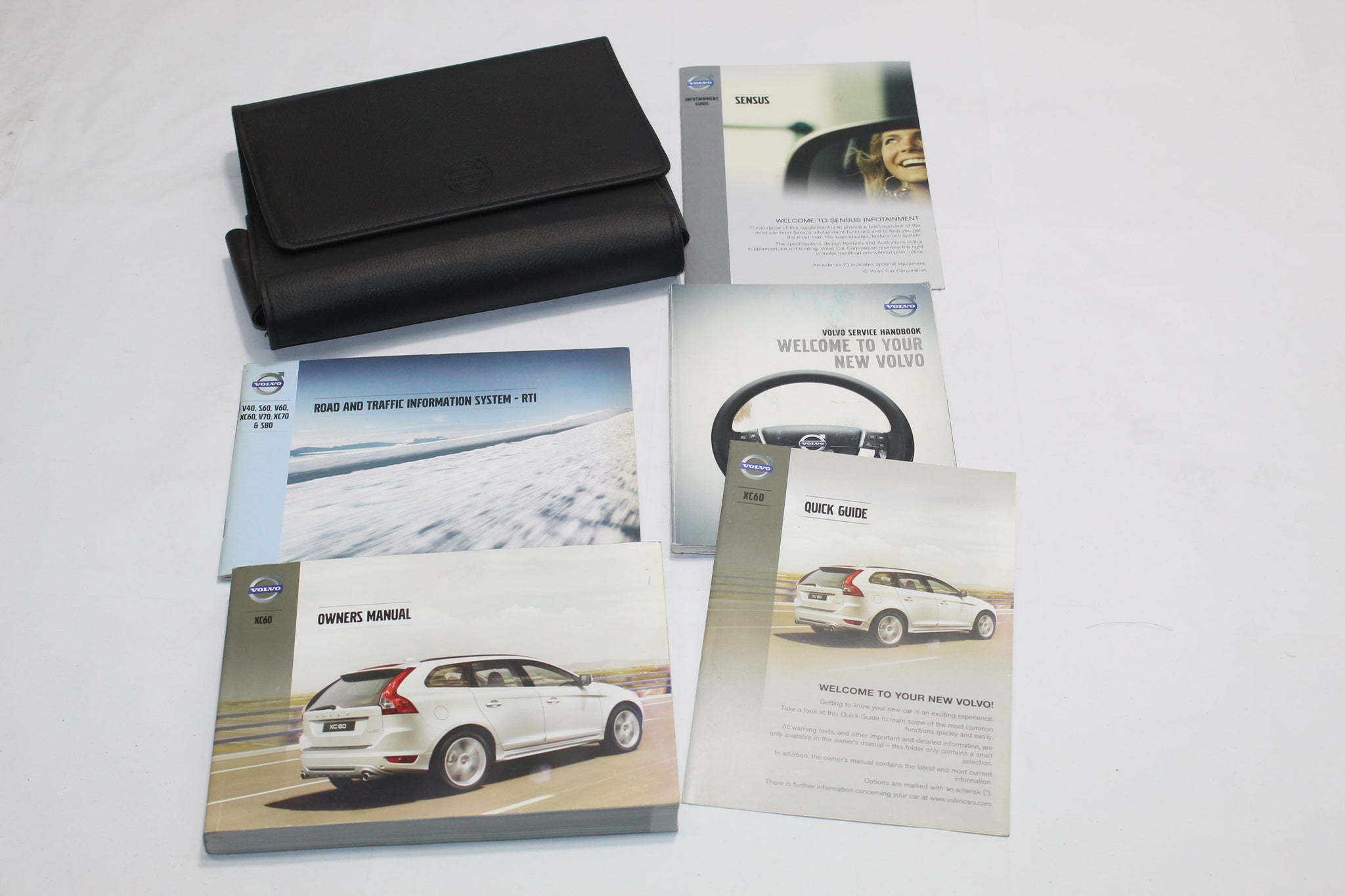 2012 VOLVO XC60 Owners Manual and Wallet