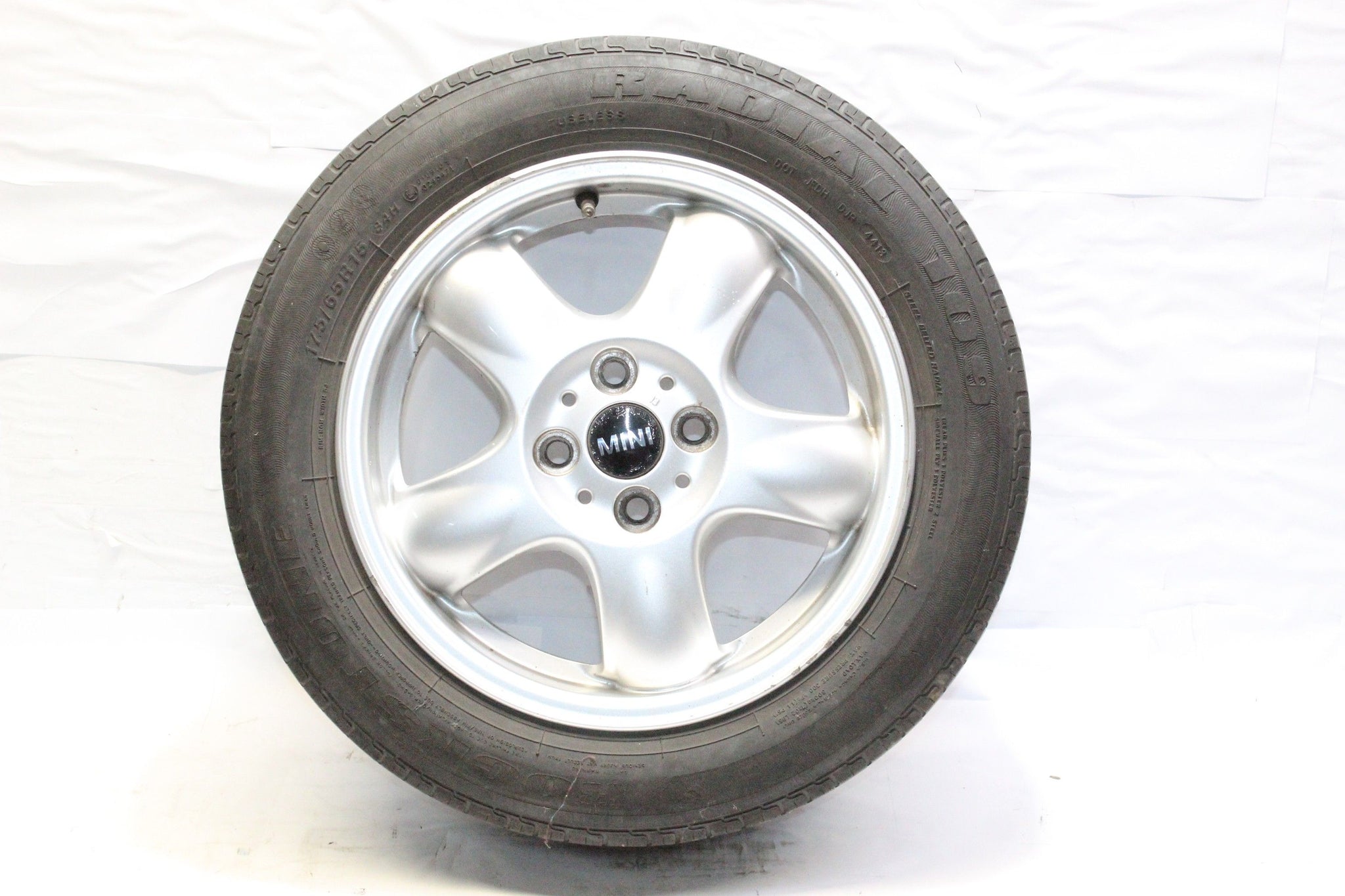 MINI COOPER R55 R56 R57 ALLOY WHEEL WITH TYRE 175 / 65 R15 3.6MM