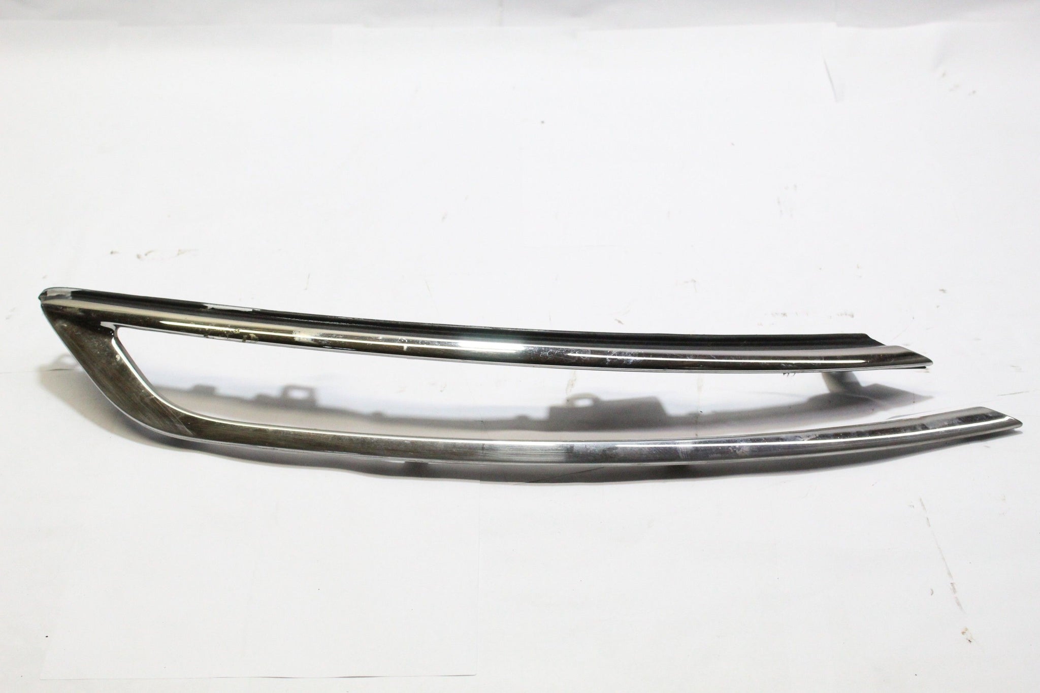 2015 CITROEN C4 Right side Front Bumper Running Light Chrome Trim
