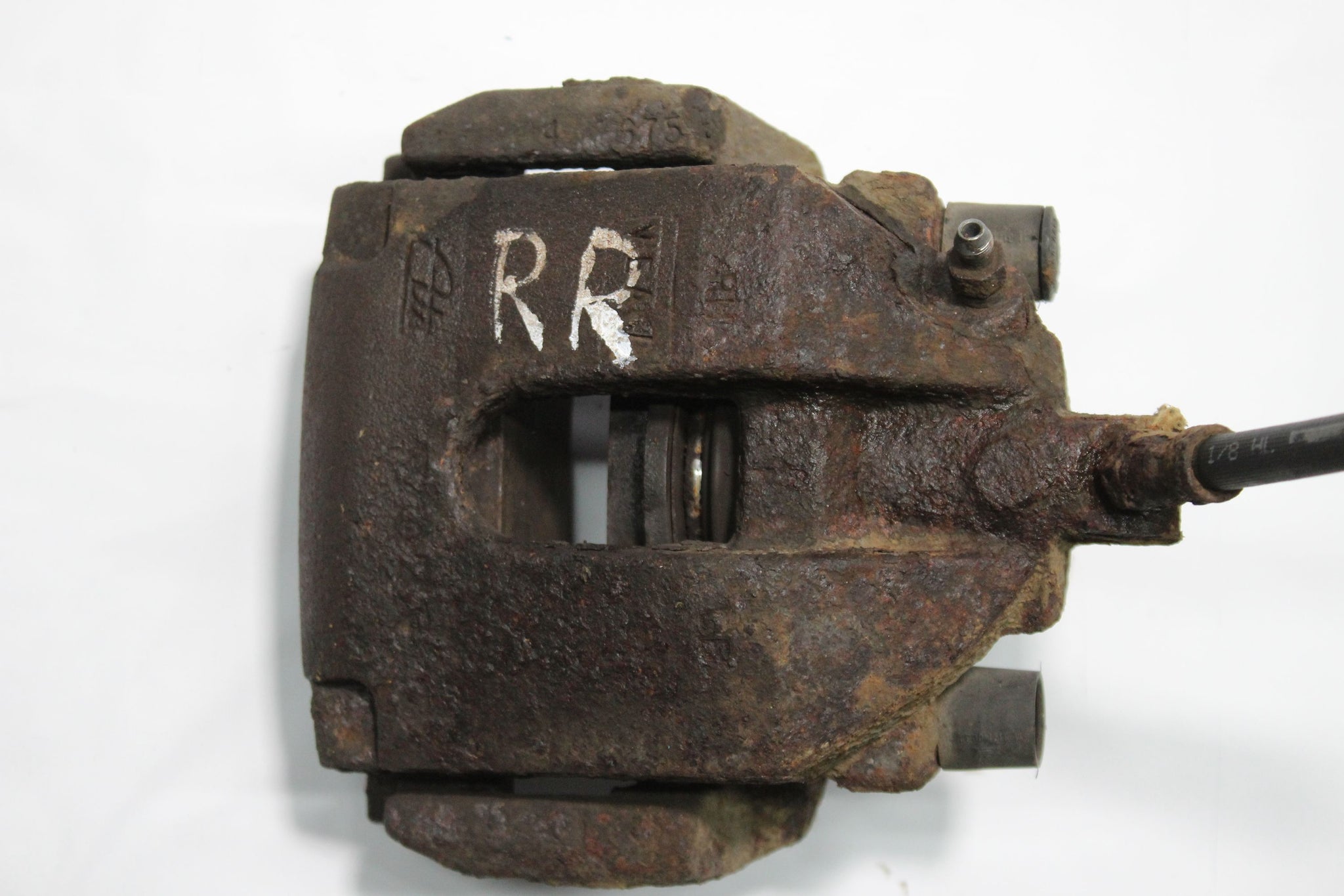 2010 VOLVO XC90 2.4 Right side Rear Brake Caliper