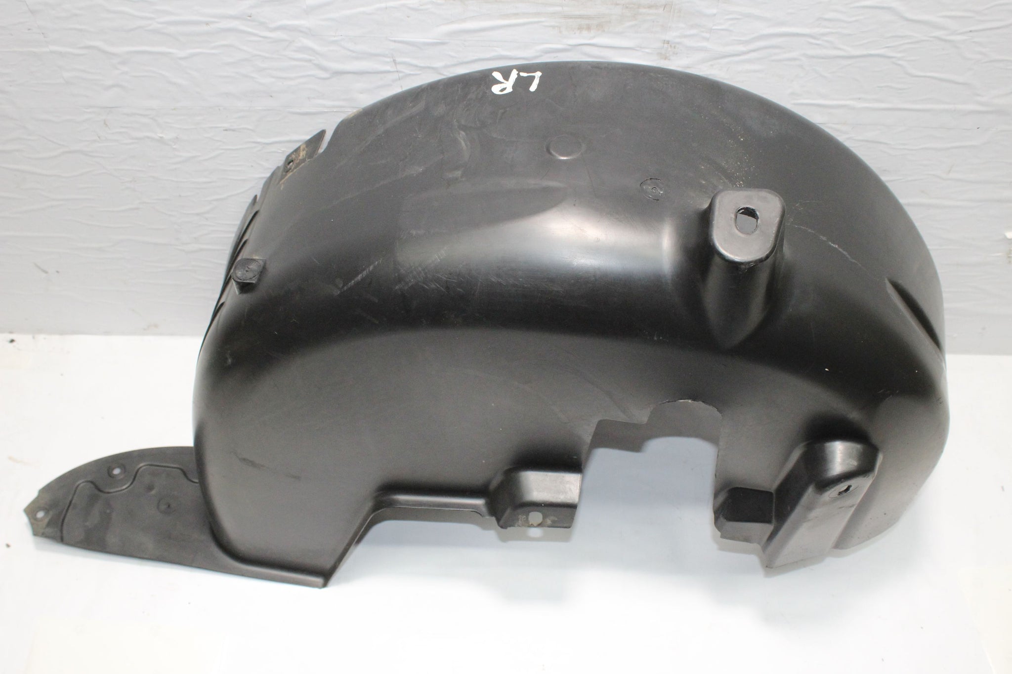 2018 CITROEN C4 CACTUS Left side Rear Splash Guard