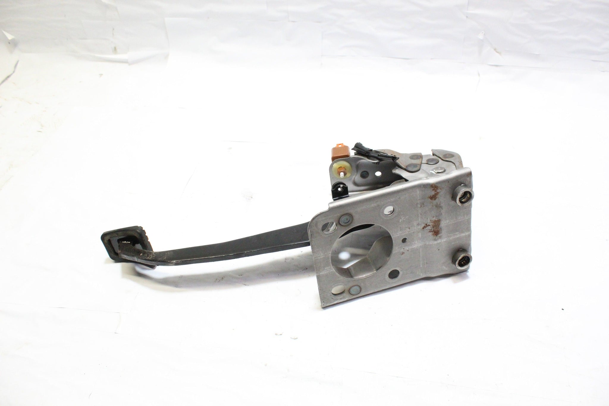 2015 MITSUBISHI ASX 1.6 Brake Pedal