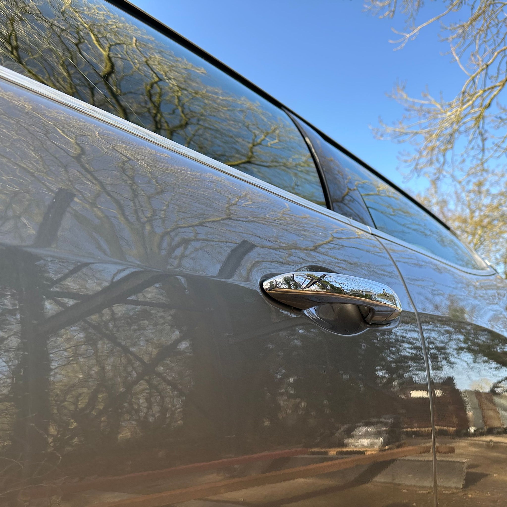 2017 MASERATI GHIBLI PASSENGER SIDE FRONT COMPLETE DOOR