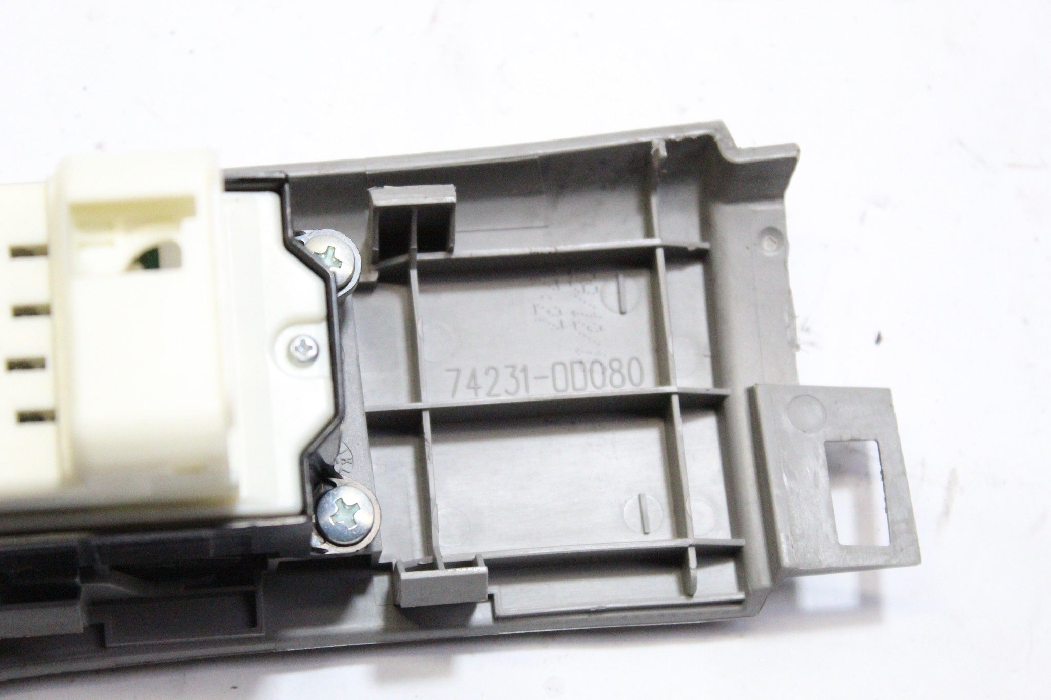 2011 TOYOTA YARIS Right side Front Door Window Switch Panel 74231-0D080