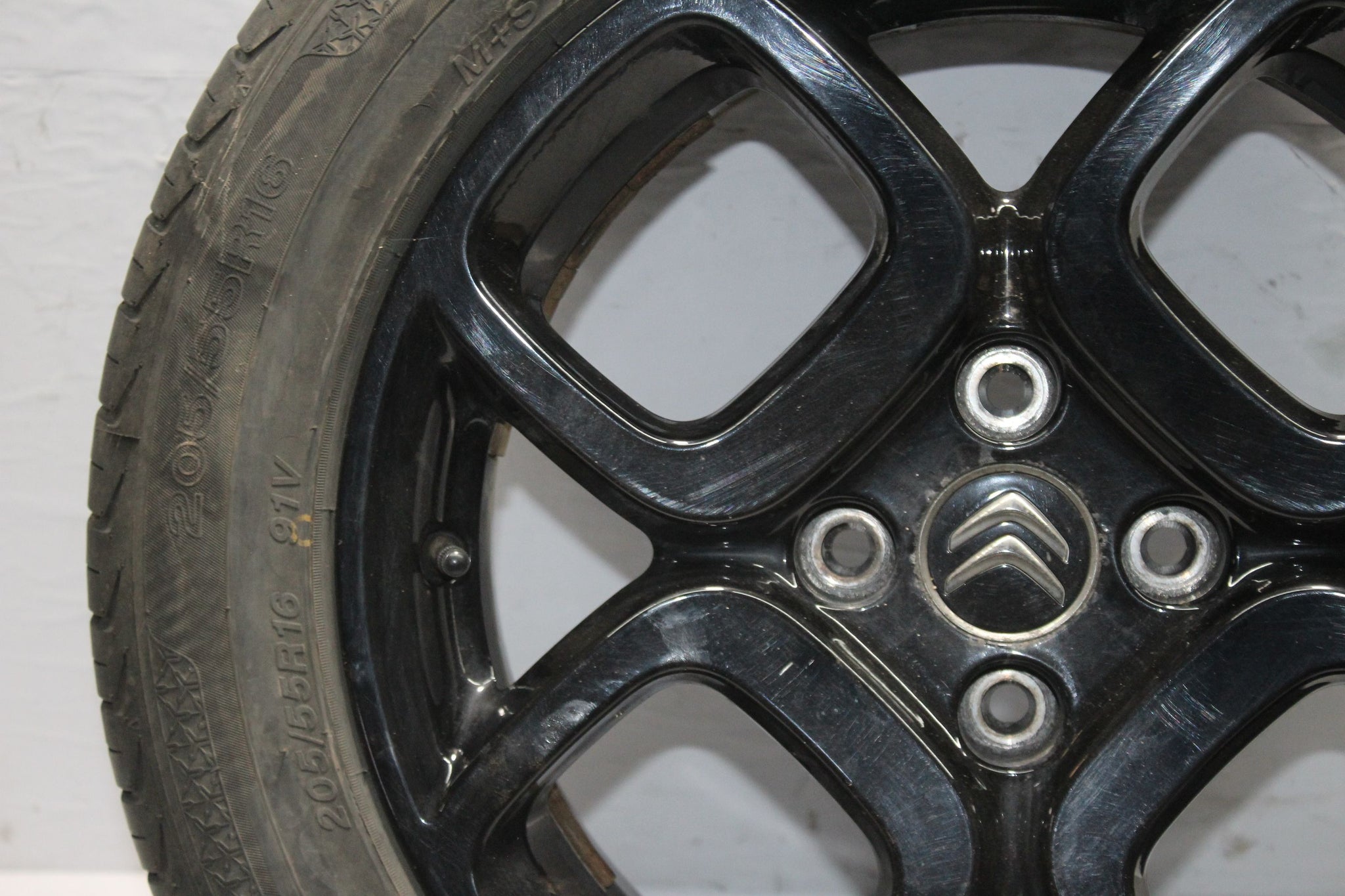 2018 CITROEN C4 CACTUS Alloy Wheel with Tyre 205 / 55 R16 5.59MM