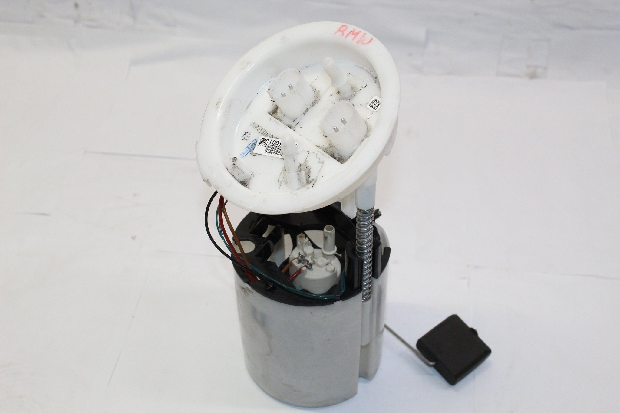 2010 BMW 1 Series E81 2.0 Petrol In Tank Fuel Pump 7197073