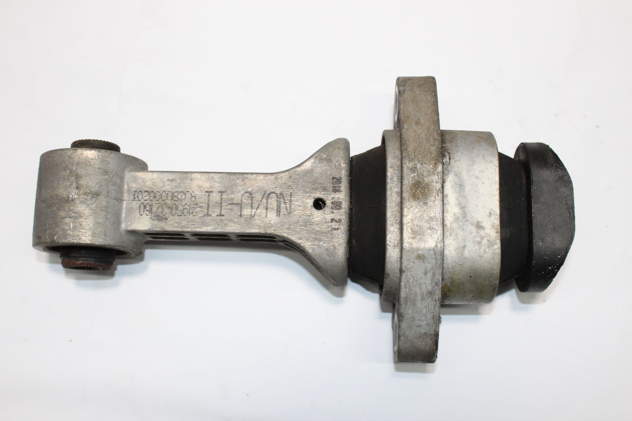 2019 HYUNDAI I40 1.6 Engine Mount 21950-32160
