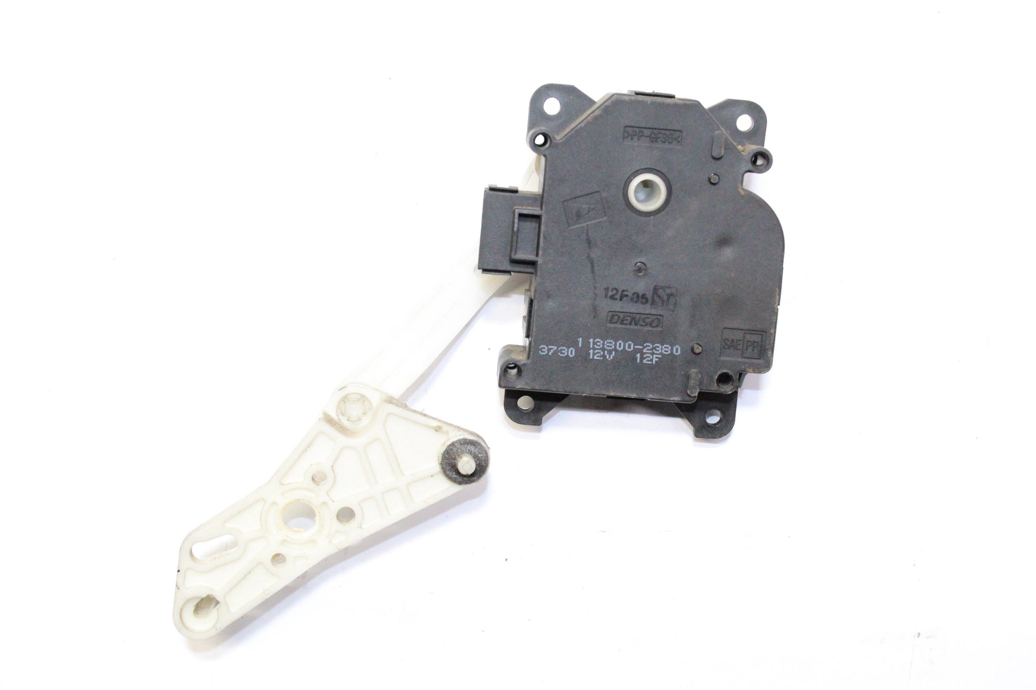 2005 MITSUBISHI SHOGUN Heater Flap Actuator Motor 113800-2380 3730