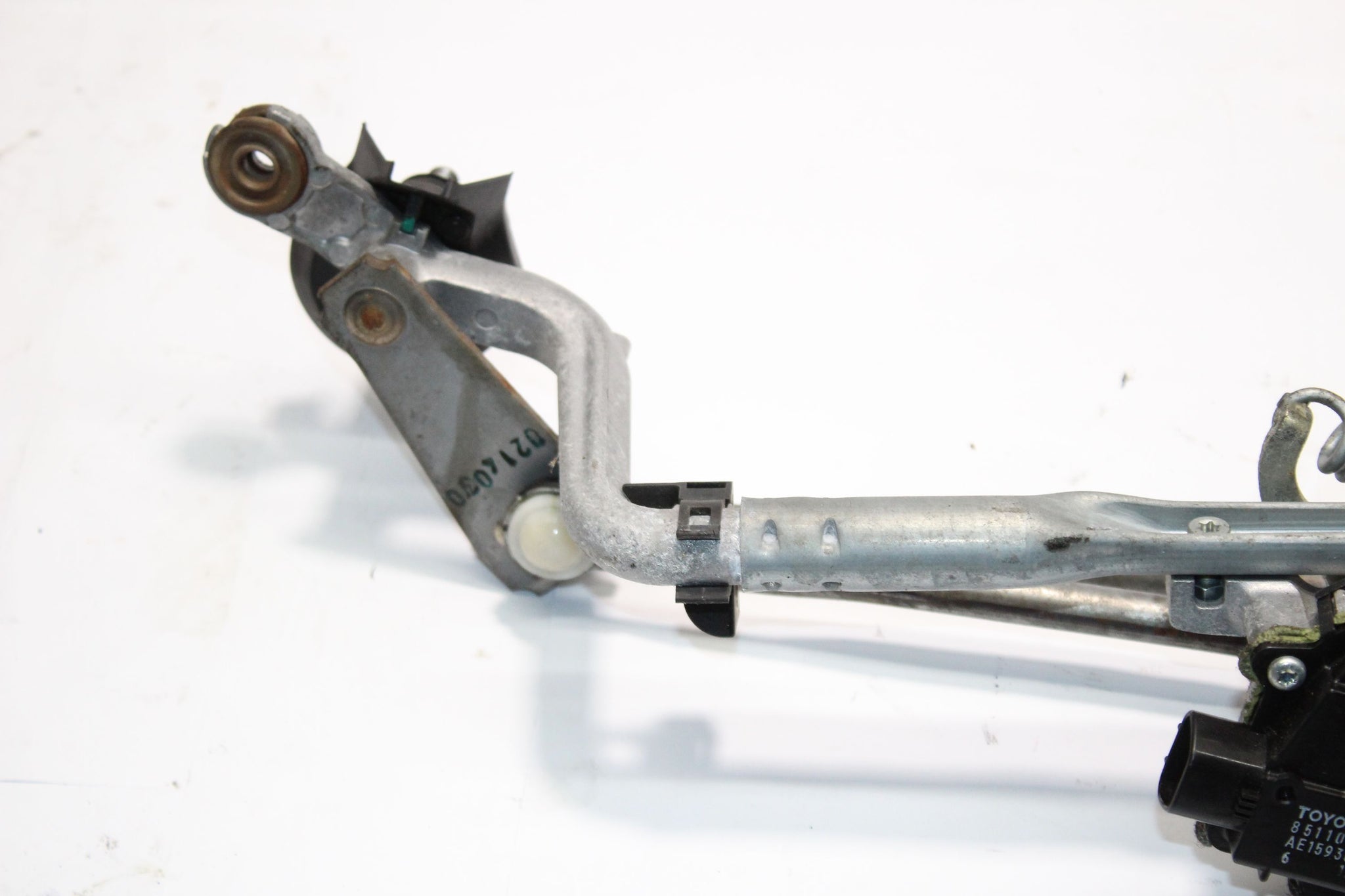 2014 TOYOTA VERSO 1.6 Front Wiper Motor Linkage 85110-0F040