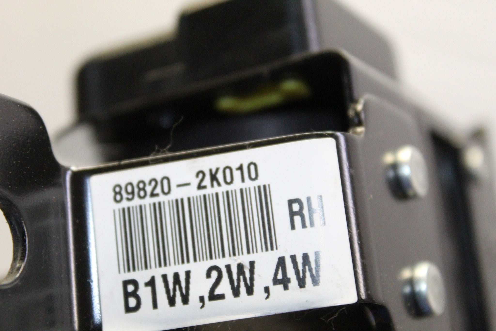 2012 Kia Soul Right side Rear Seat Belt 89820-2K010