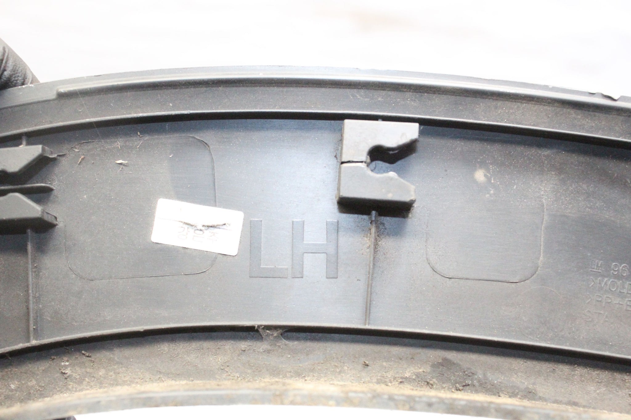 2013 Chevrolet Orlando Left Side Rear Wheel Arch Trim 96886777