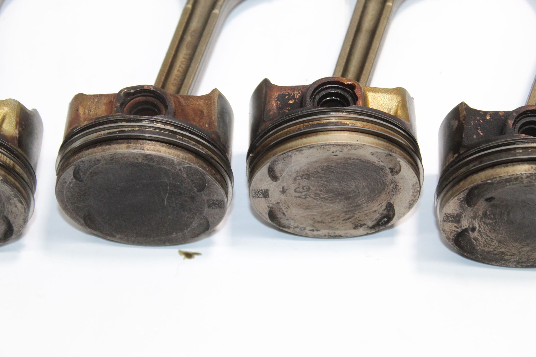 2017 HYUNDAI I30 MK3 1.4 Petrol G4LD Piston with CONROD 17022328 set of 4