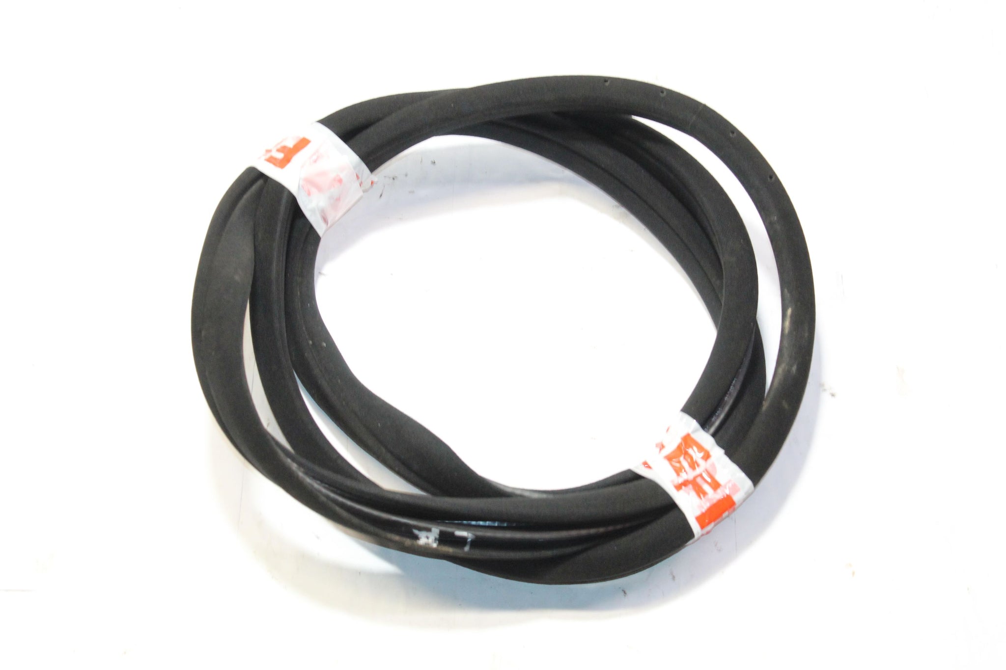 2010 MERCEDES C CLASS W204 Left side Front Door Seal Rubber