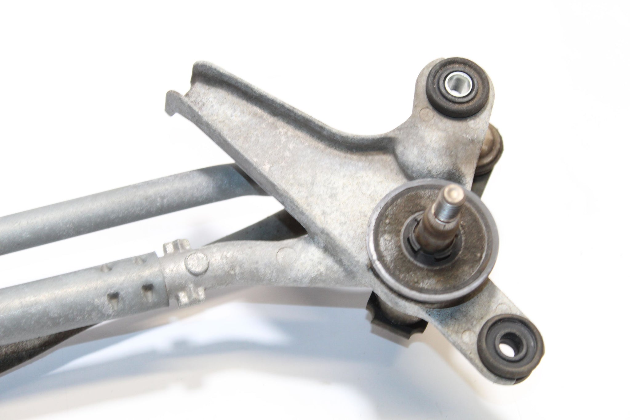 2015 LAND ROVER DISCOVERY SPORT Front Wiper Motor Linkage FK72-17500-BA