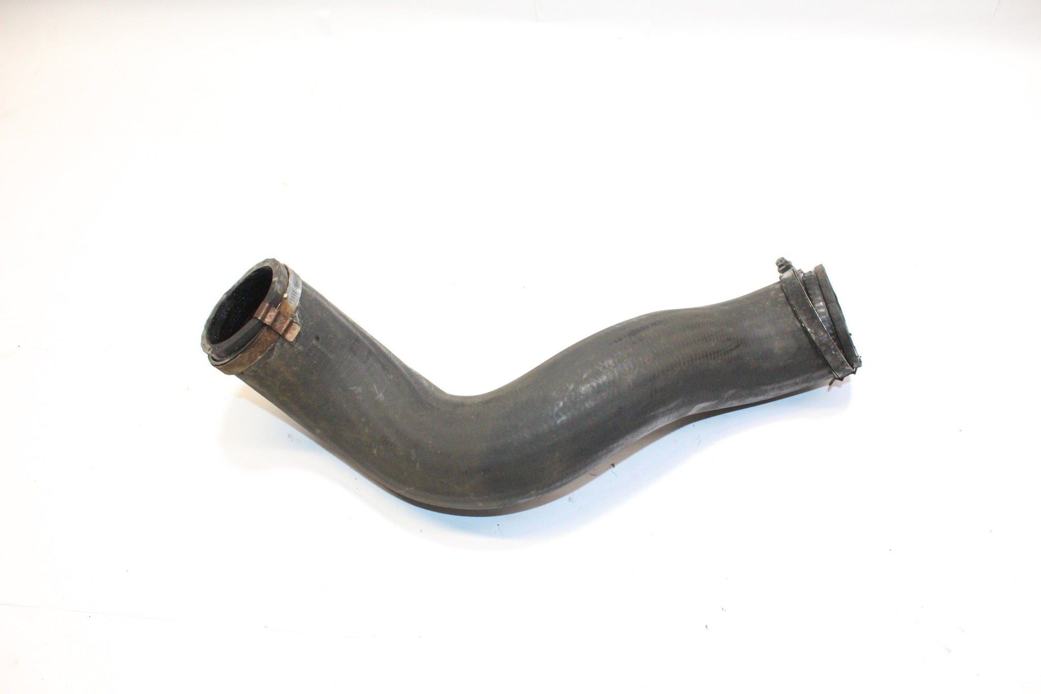 Volvo XC90 Intercooler Pipe Right Driver Side 31261367