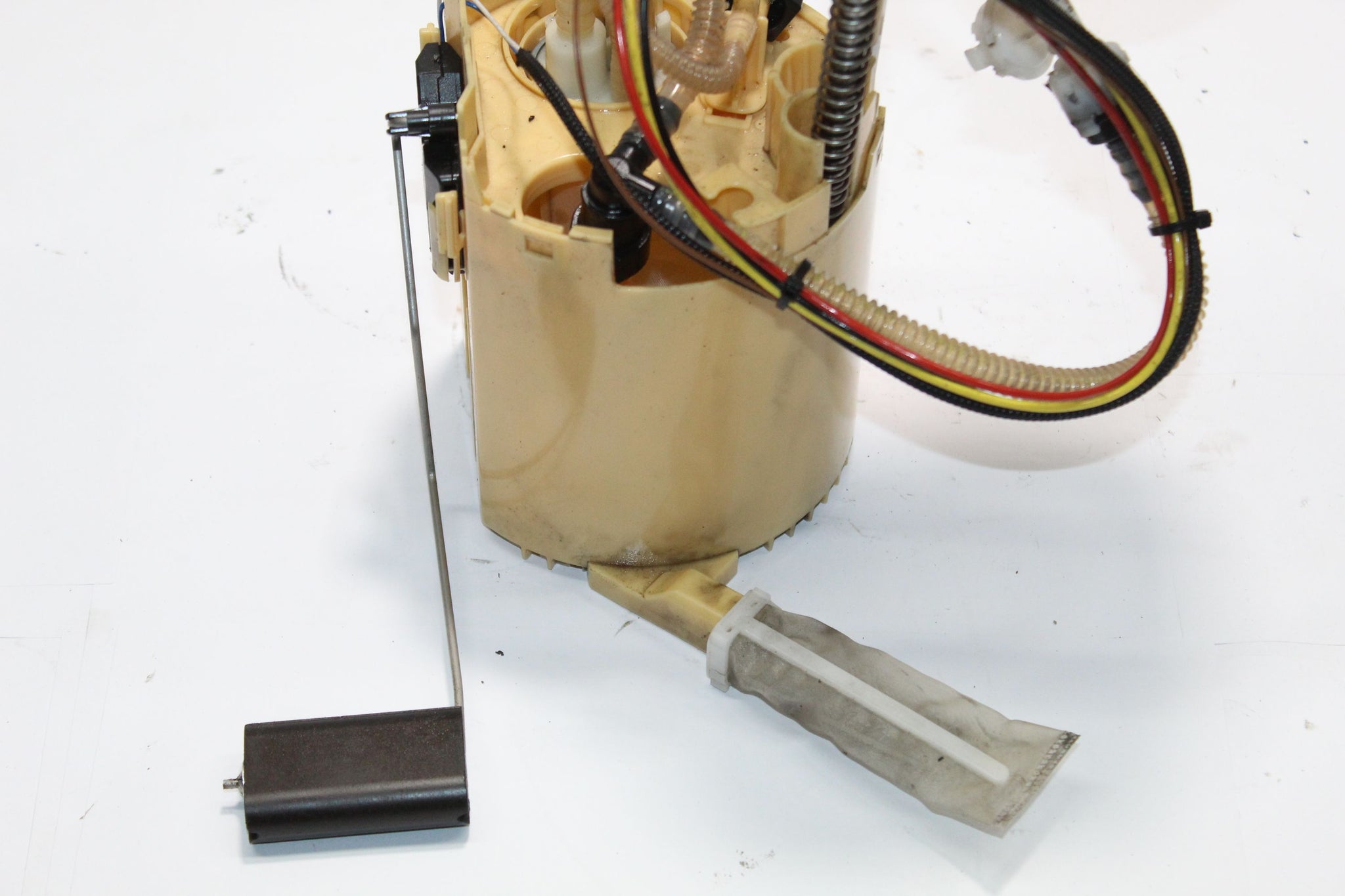 2015 RANGE ROVER EVOQUE 2.0 Fuel Pump Sender unit GJ32-9H307-EA
