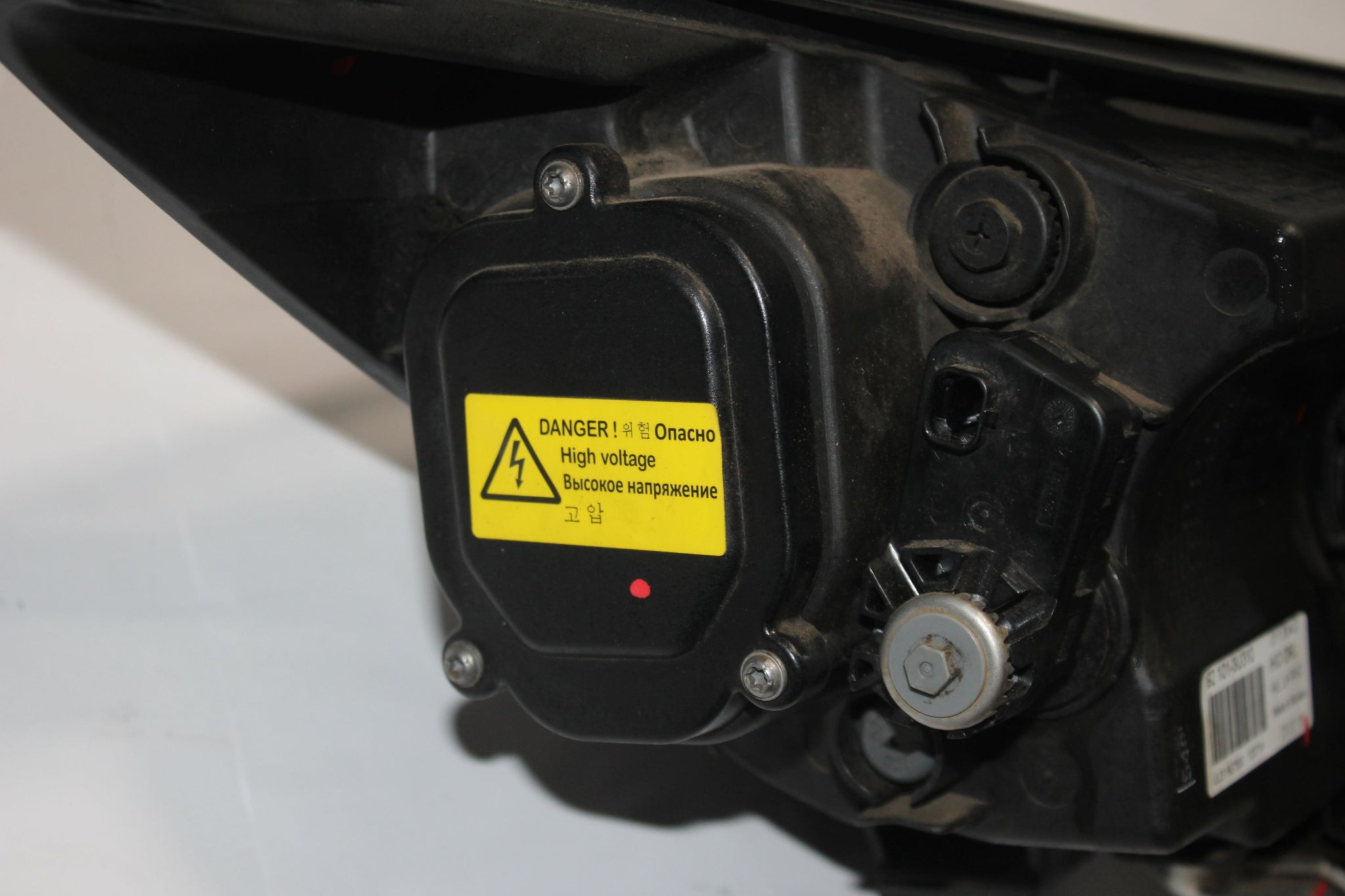2014 KIA SPORTAGE Left side XENON Headlight 921013U310