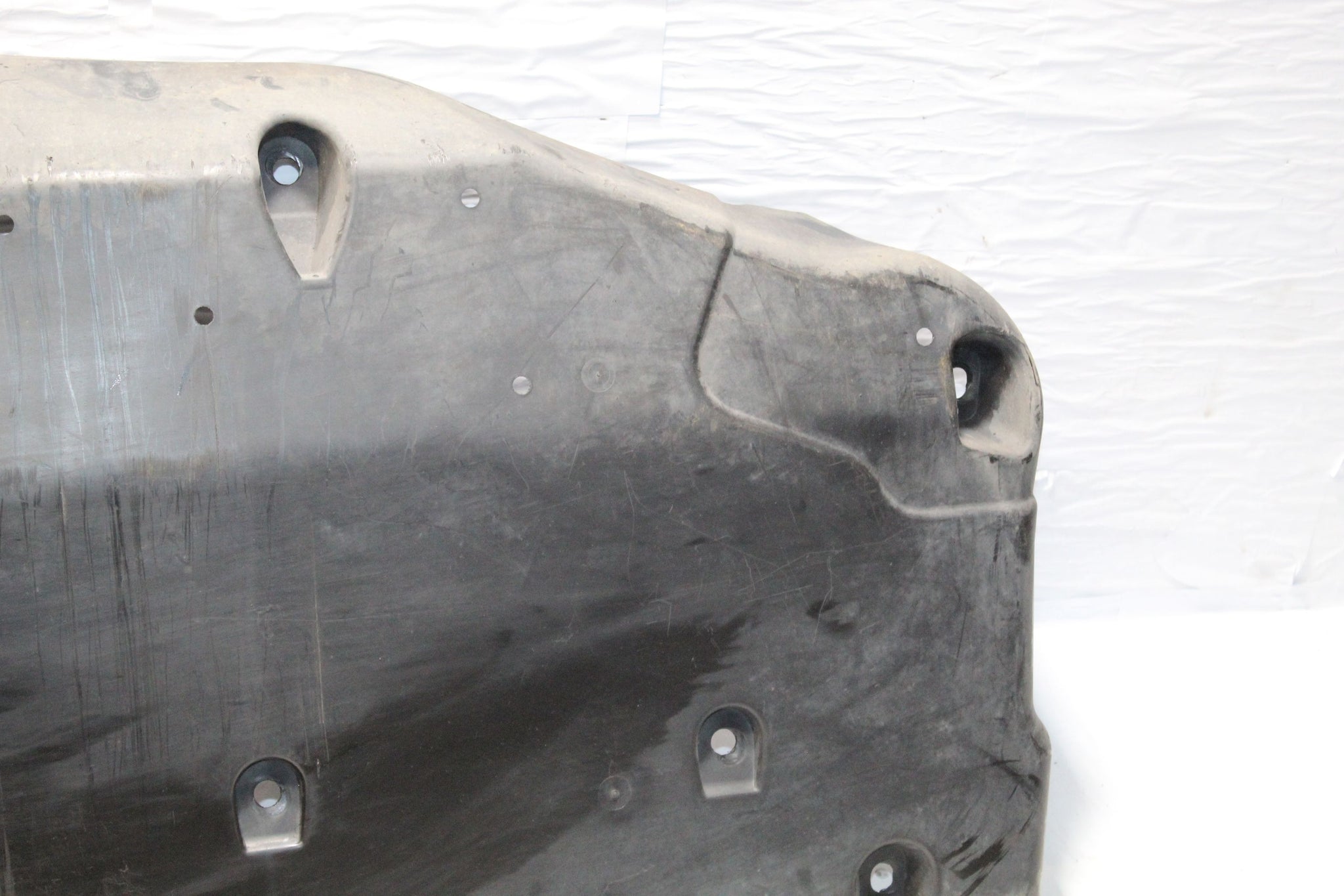 2017 MASERATI GHIBLI 3.0 Rear Under Tray Guard 670030778