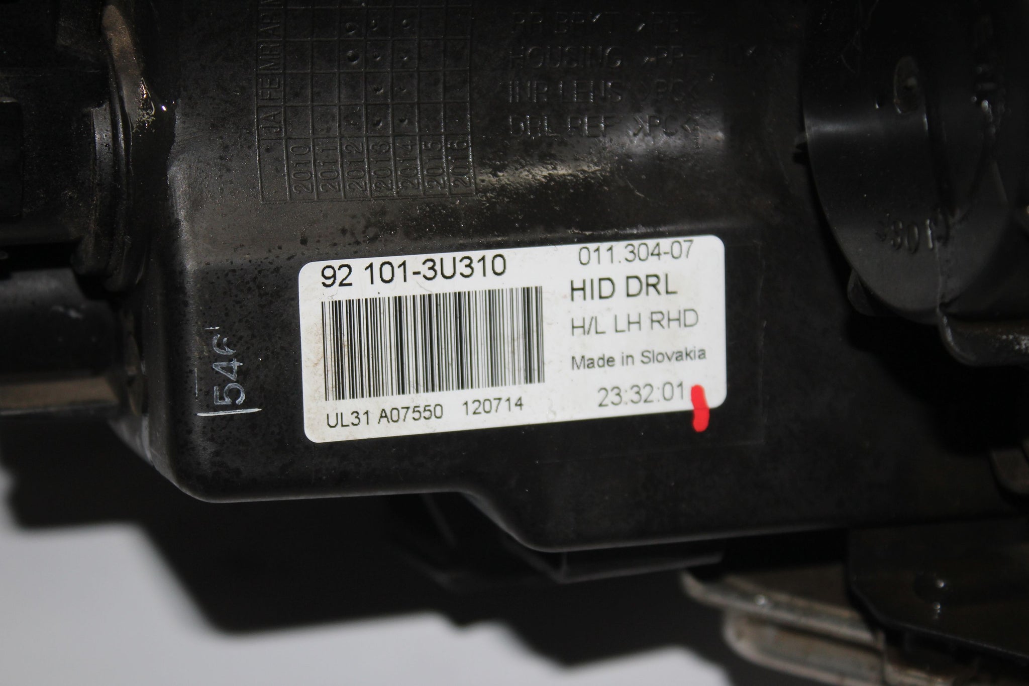 2014 KIA SPORTAGE Left side XENON Headlight 921013U310