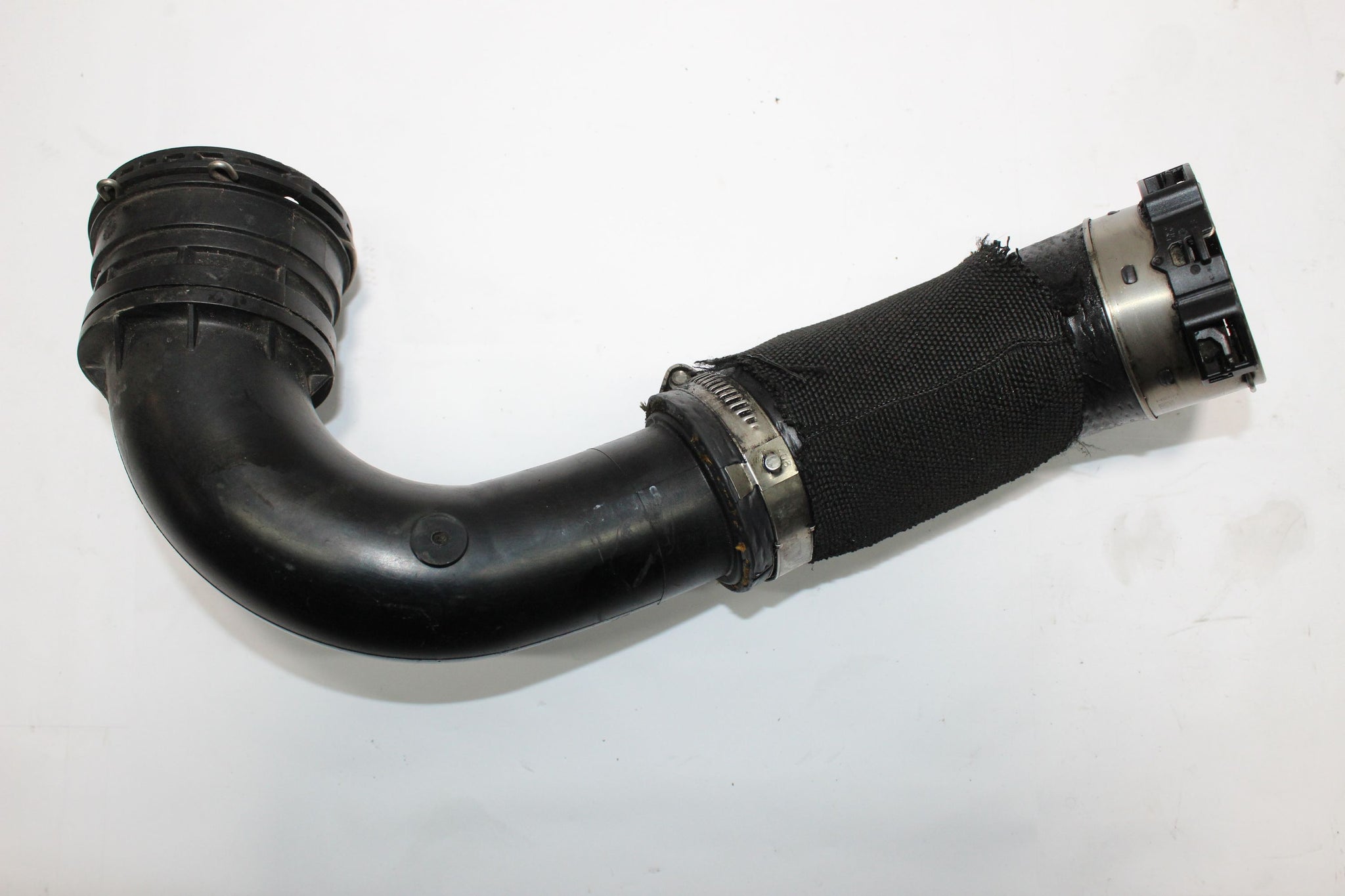 2015 LAND ROVER DISCOVERY SPORT 2.0 Intercooler Pipe GJ32-6C715
