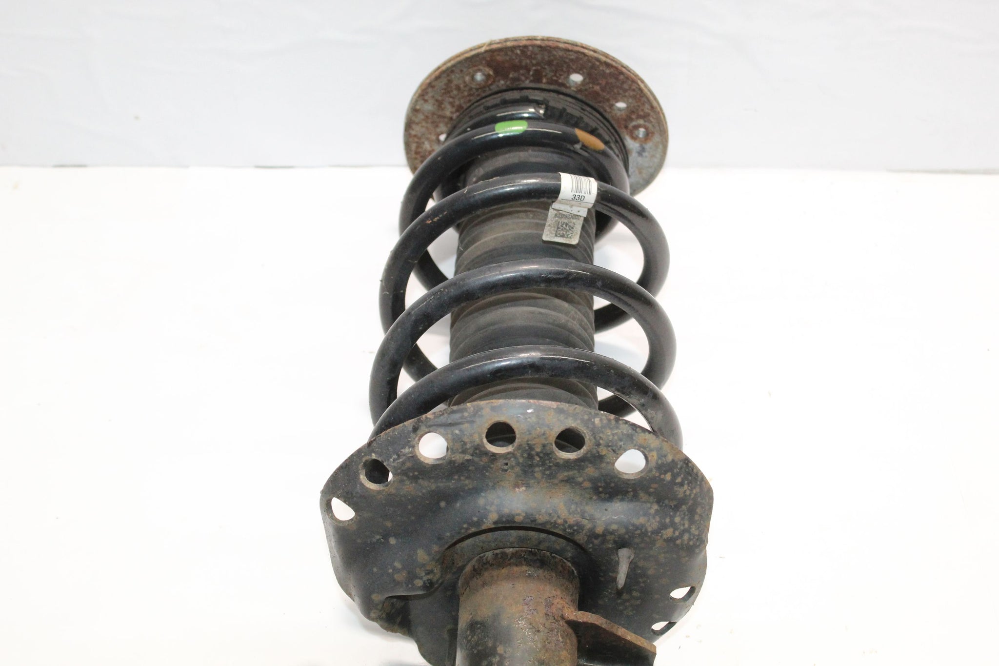 2016 RANGE ROVER EVOQUE 2.0 Left side Front Suspension Leg GJ32-18K001-AA