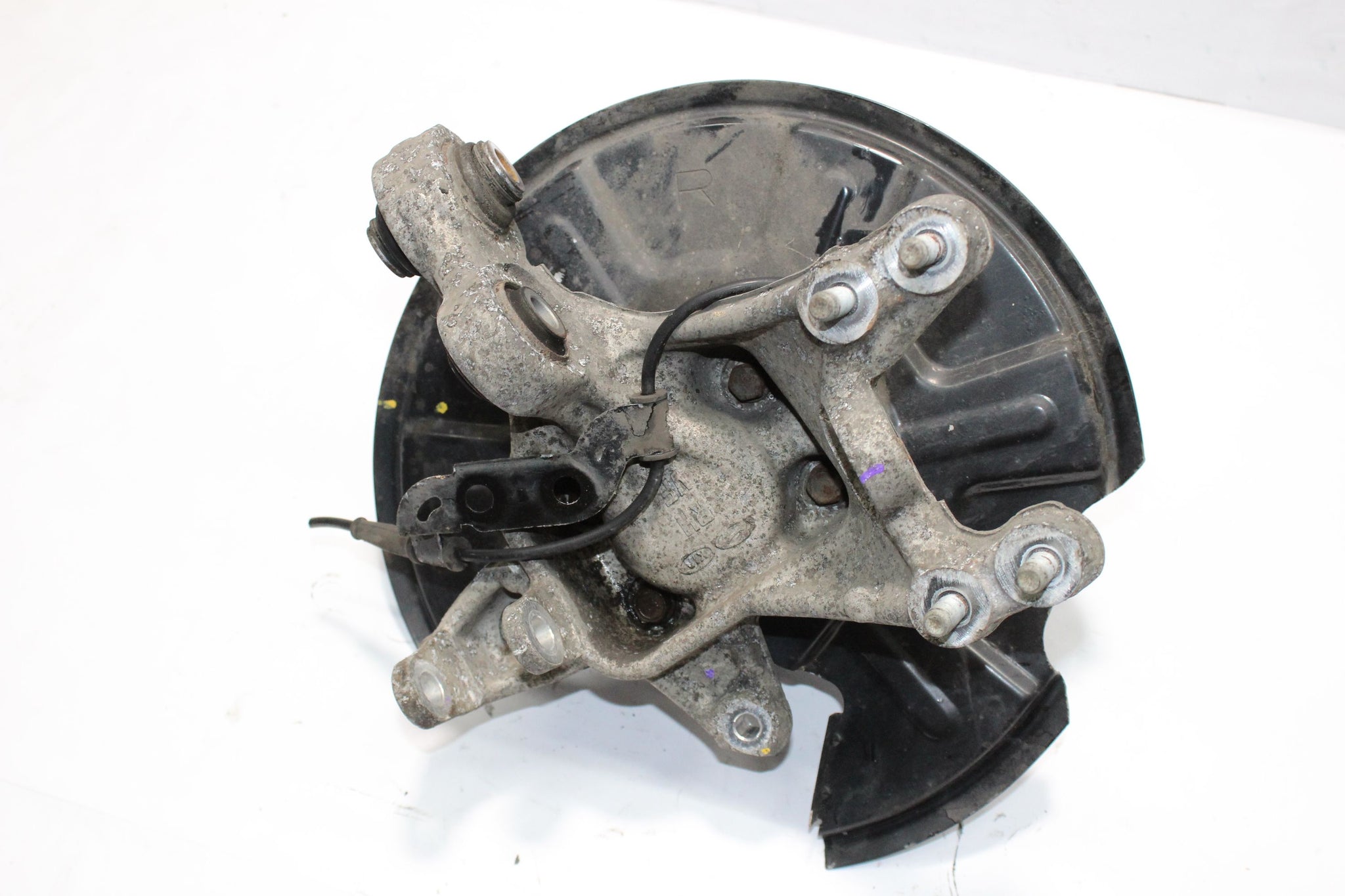 2019 HYUNDAI I40 1.6 Right side Rear Wheel Hub