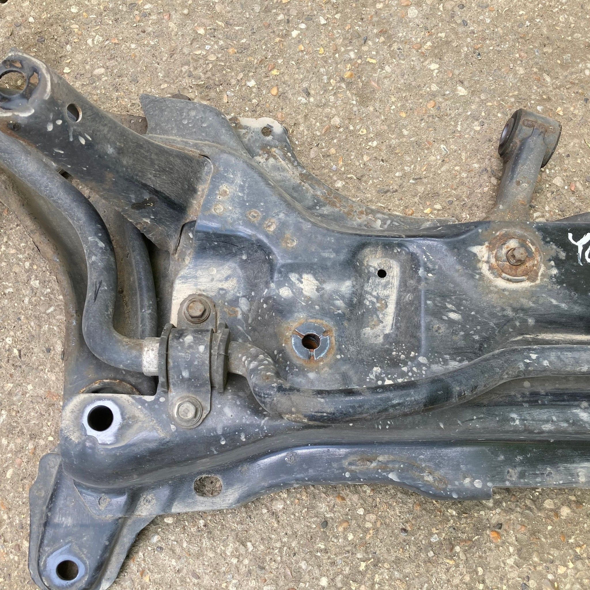 2011 TOYOTA YARIS 1.3 Petrol Front Subframe
