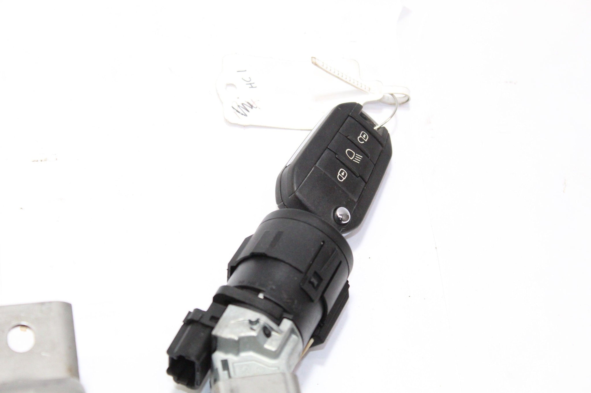 2018 PEUGEOT 208 1.2 Steering Column Key Barrel Key UJ 61NJZT0451581