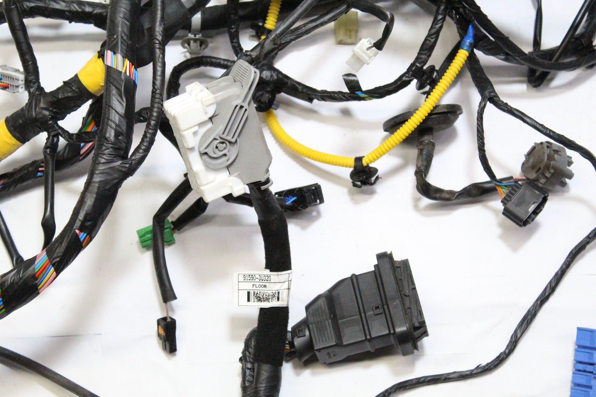 2014 KIA SPORTAGE 1.6 Petrol Floor Wiring Harness Loom 915903U320