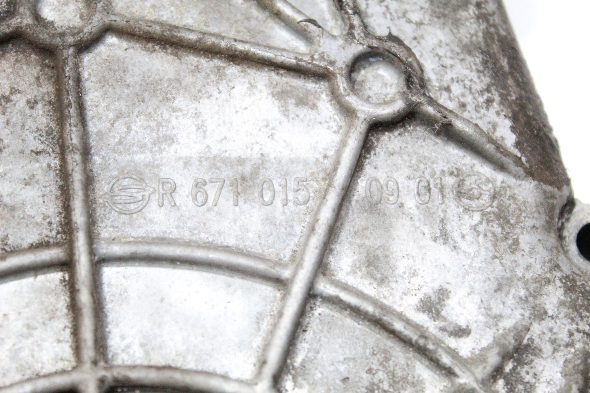 2018 SSANGYONG TURISMO 2.2 TIMING CHAIN COVER R6710150901