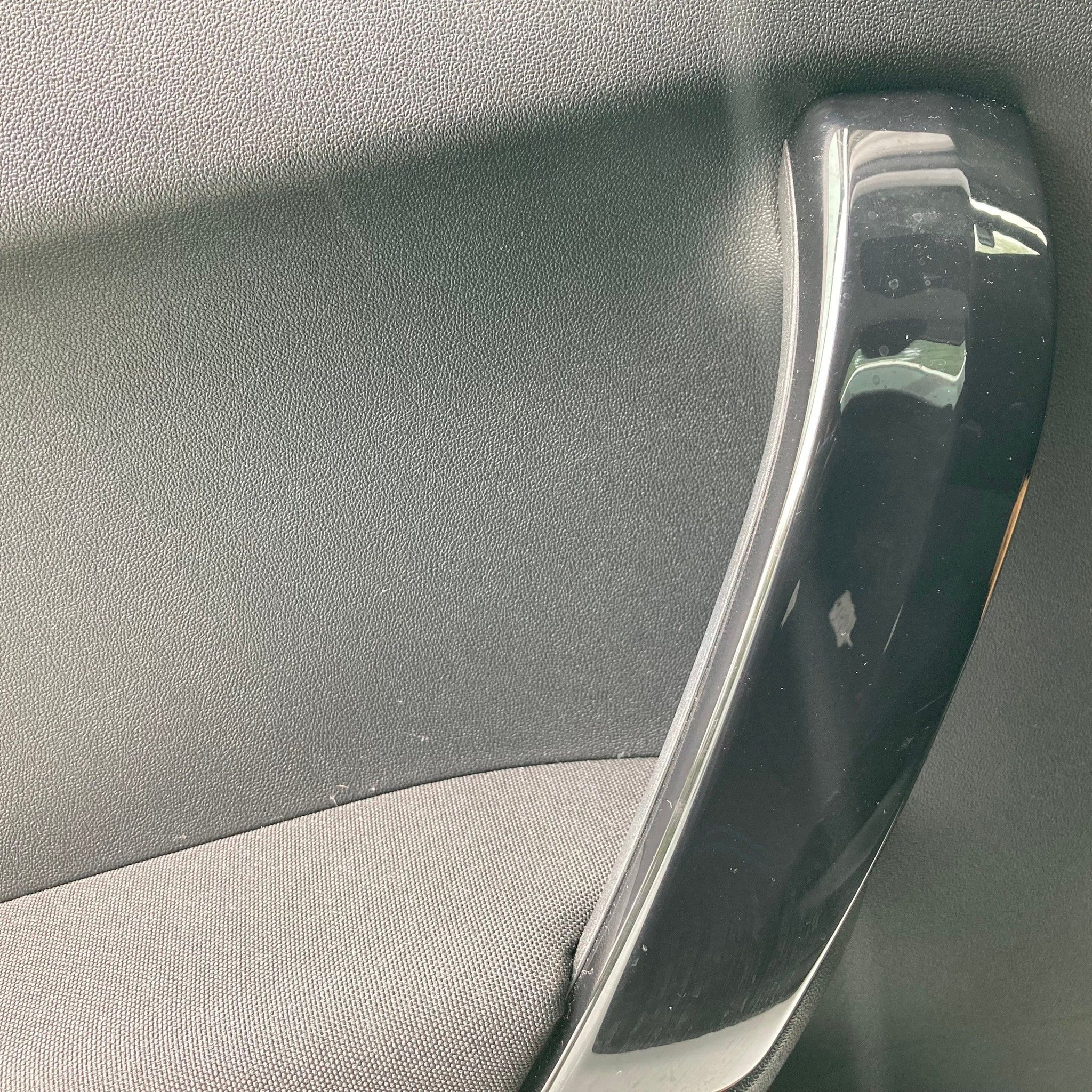 2018 PEUGEOT 208 Passenger side Rear Complete Door EWP WHITE