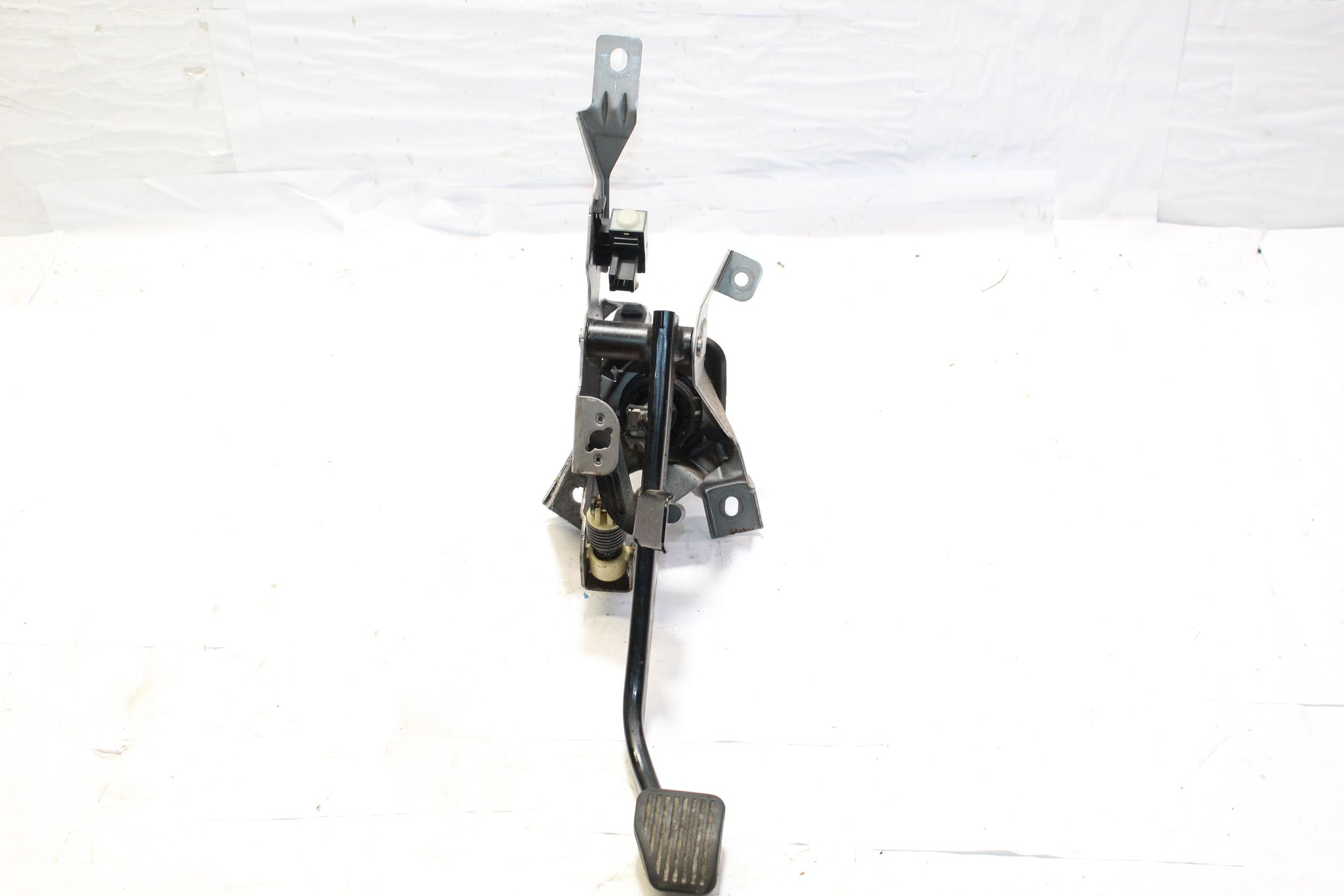 2012 Volvo V40 1.6 Clutch Pedal