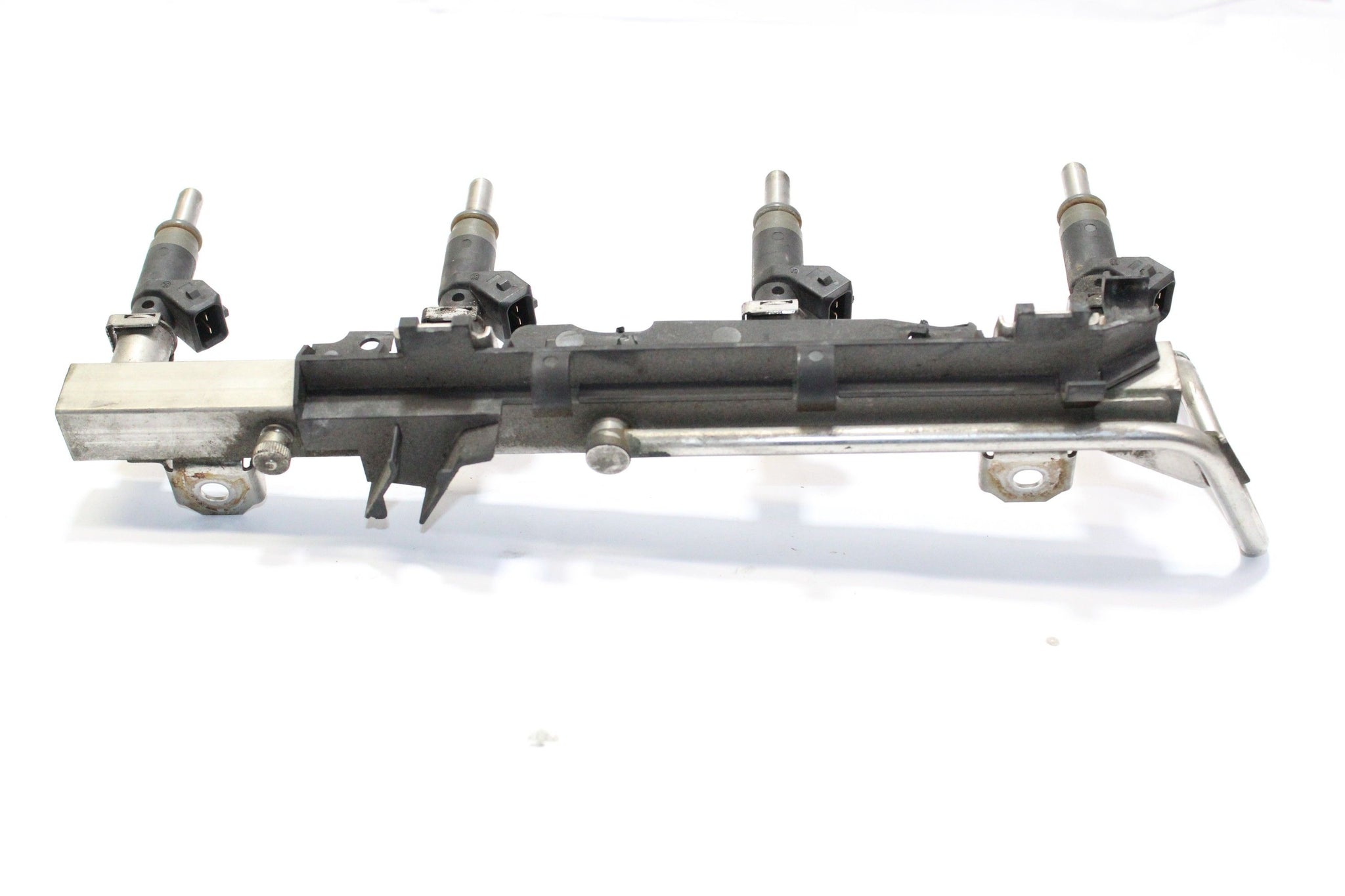 2006 BMW Z4 2.0 Fuel Injector Rail with Injectors