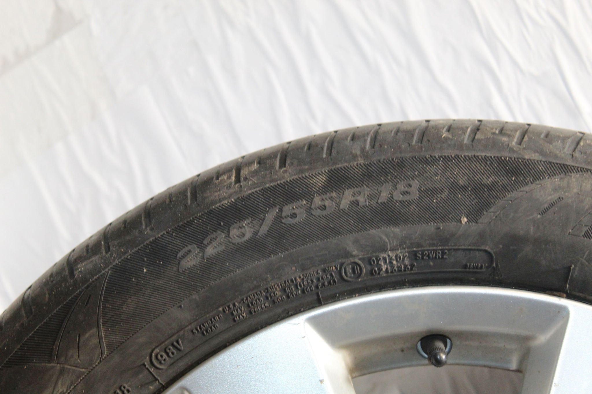 2012 MITSUBISHI OUTLANDER ALLOY WHEEL WITH TYRE 225 / 55 R18 4.4MM