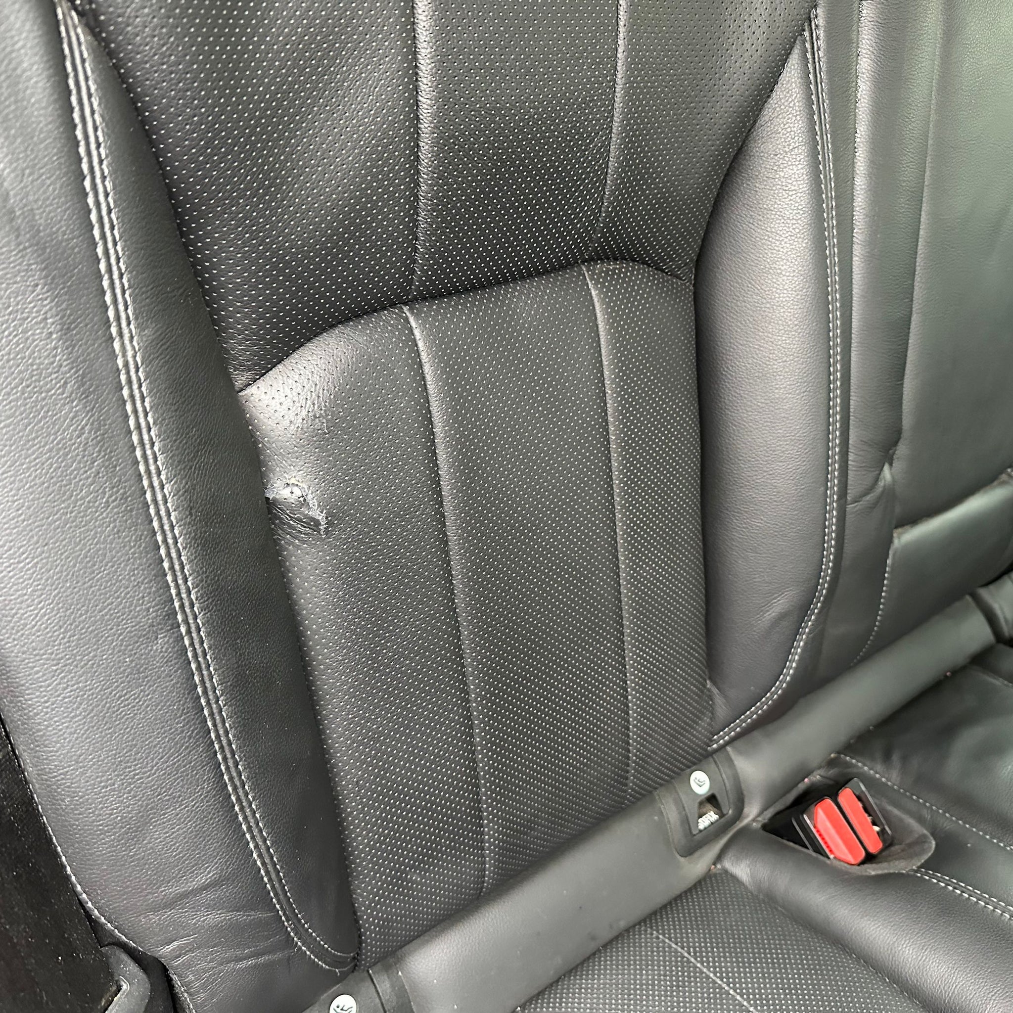 2016 RANGE ROVER EVOQUE REAR SEATS