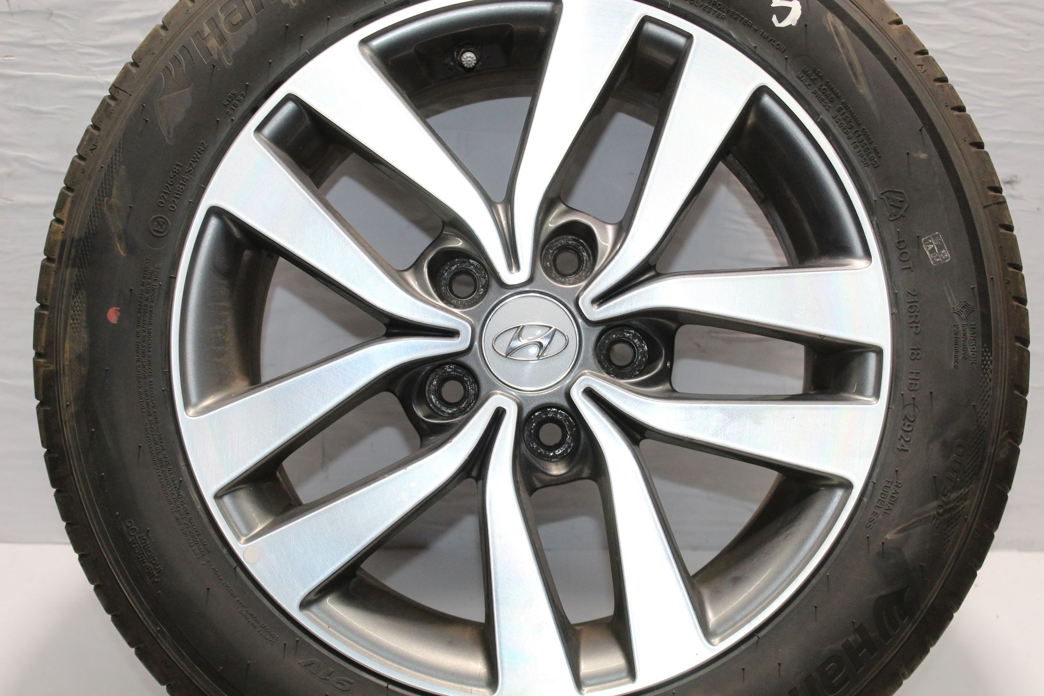 2017 HYUNDAI I30 MK3 Alloy Wheel with Tyre 205 / 55 R16 6.5MM