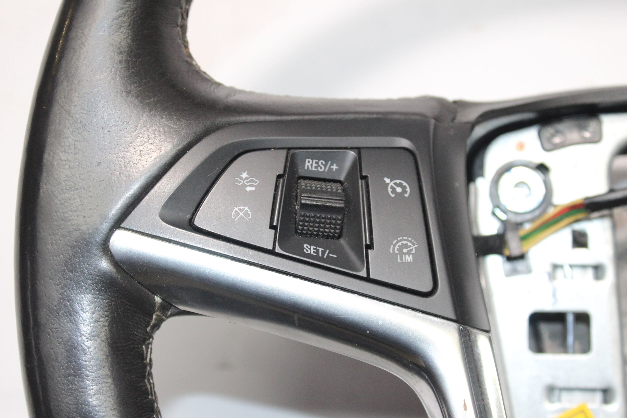 2014 VAUXHALL MOKKA STEERING WHEEL