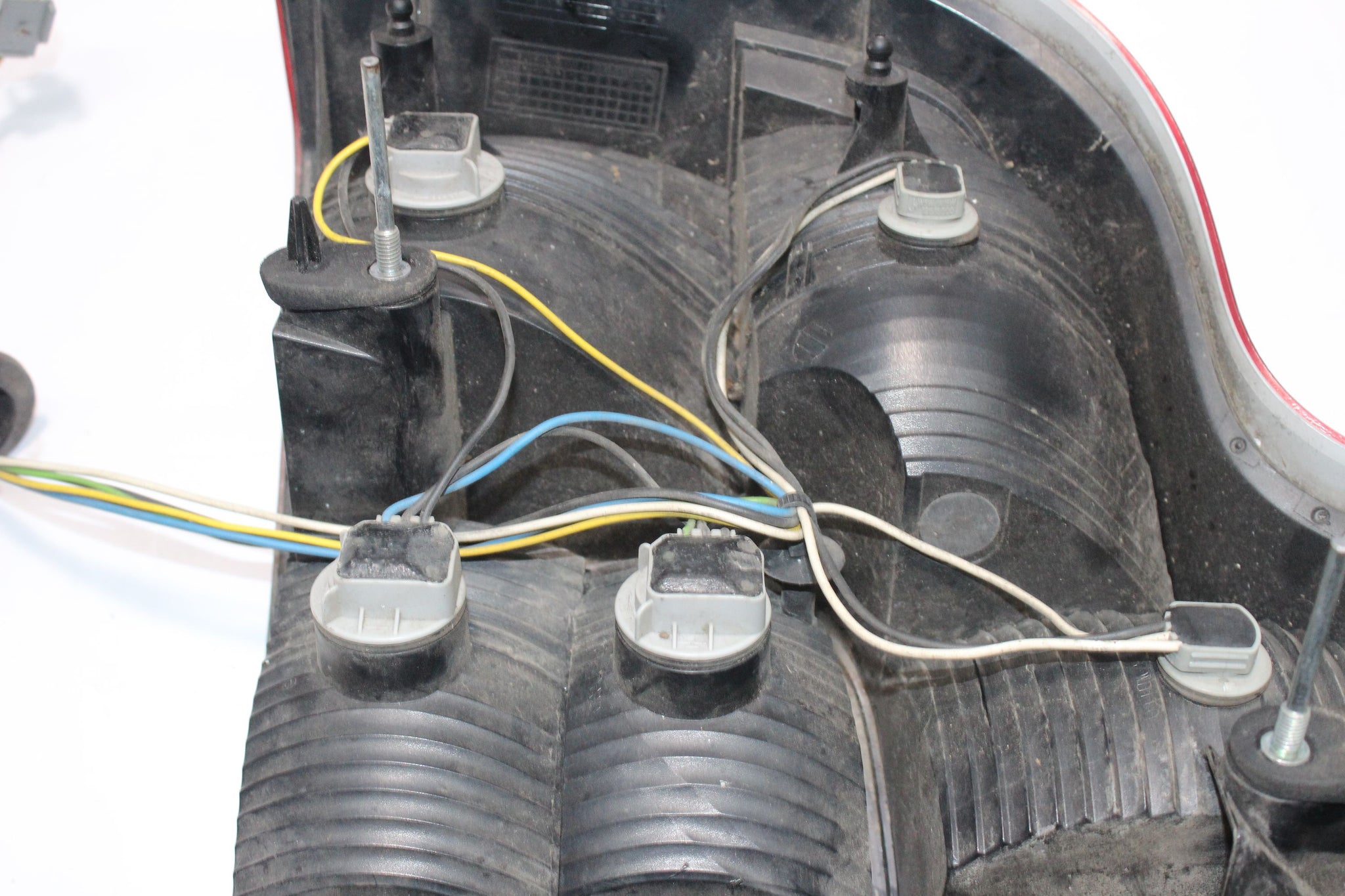 2010 VOLVO XC90 Right side Rear Lower Tail Light