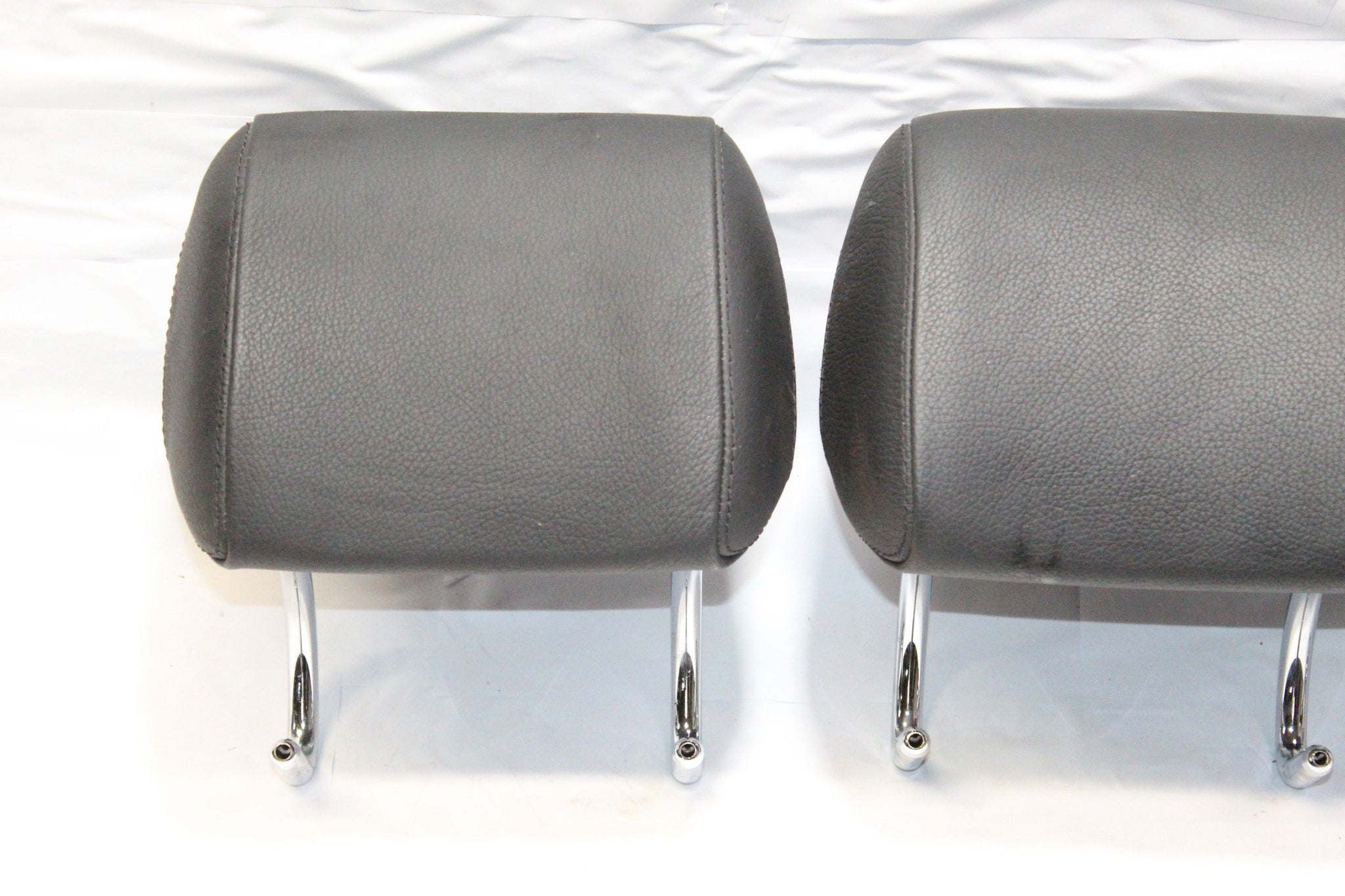 2009 MERCEDES S CLASS W221 REAR HEADRESTS (SET)